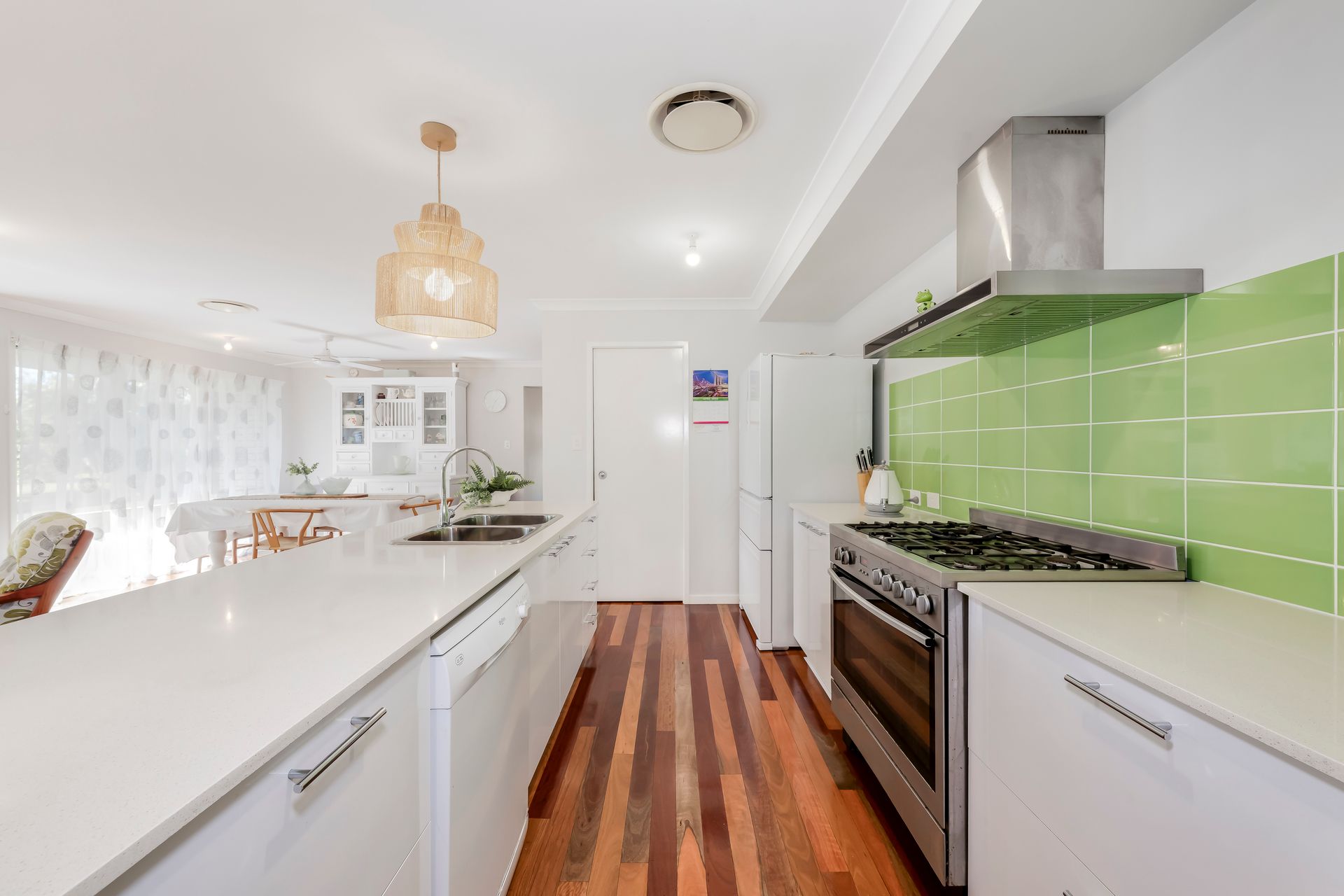 3 Raewood Close — photo 12 of 30