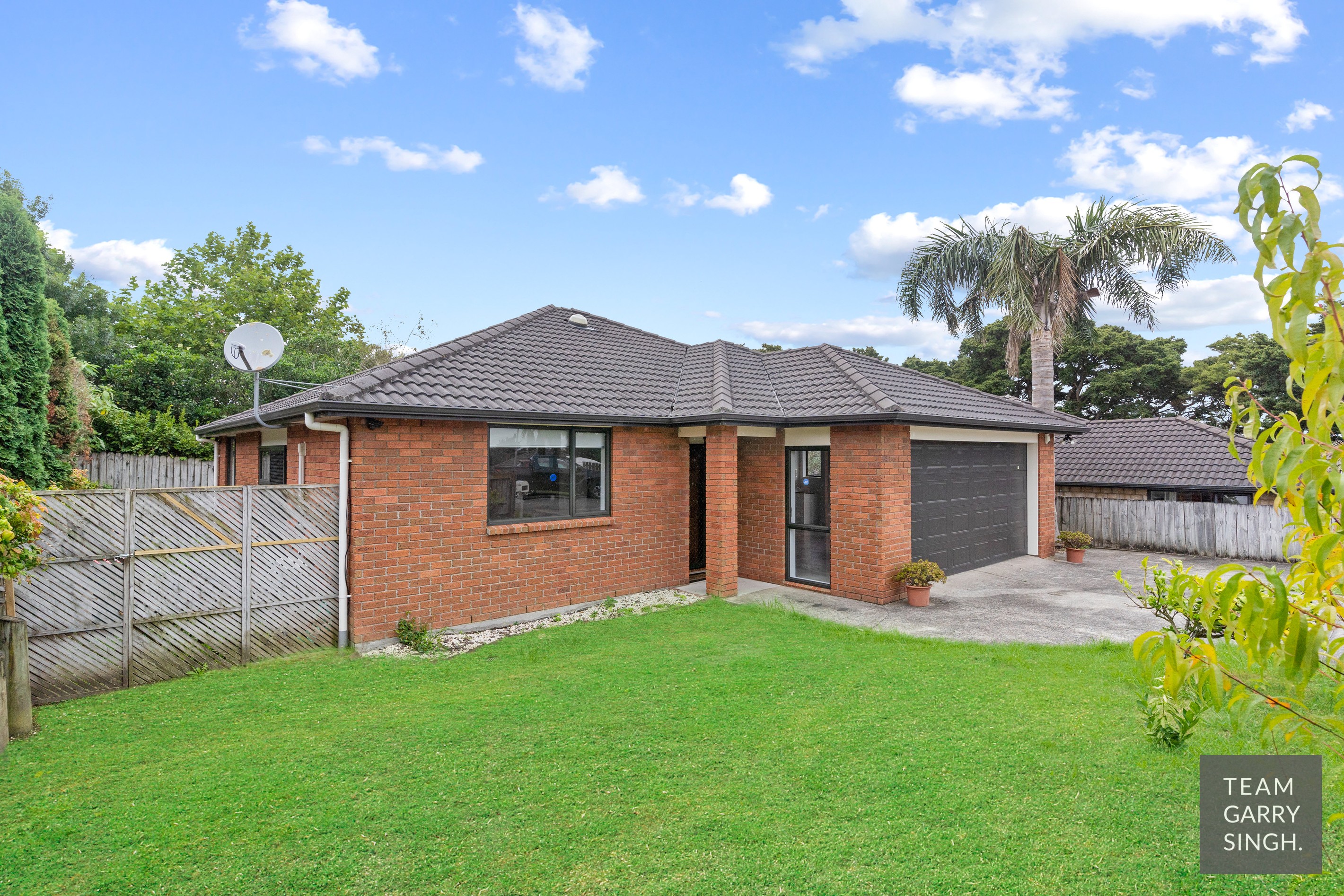 12 Richard Halse Drive, The Gardens, Manukau City