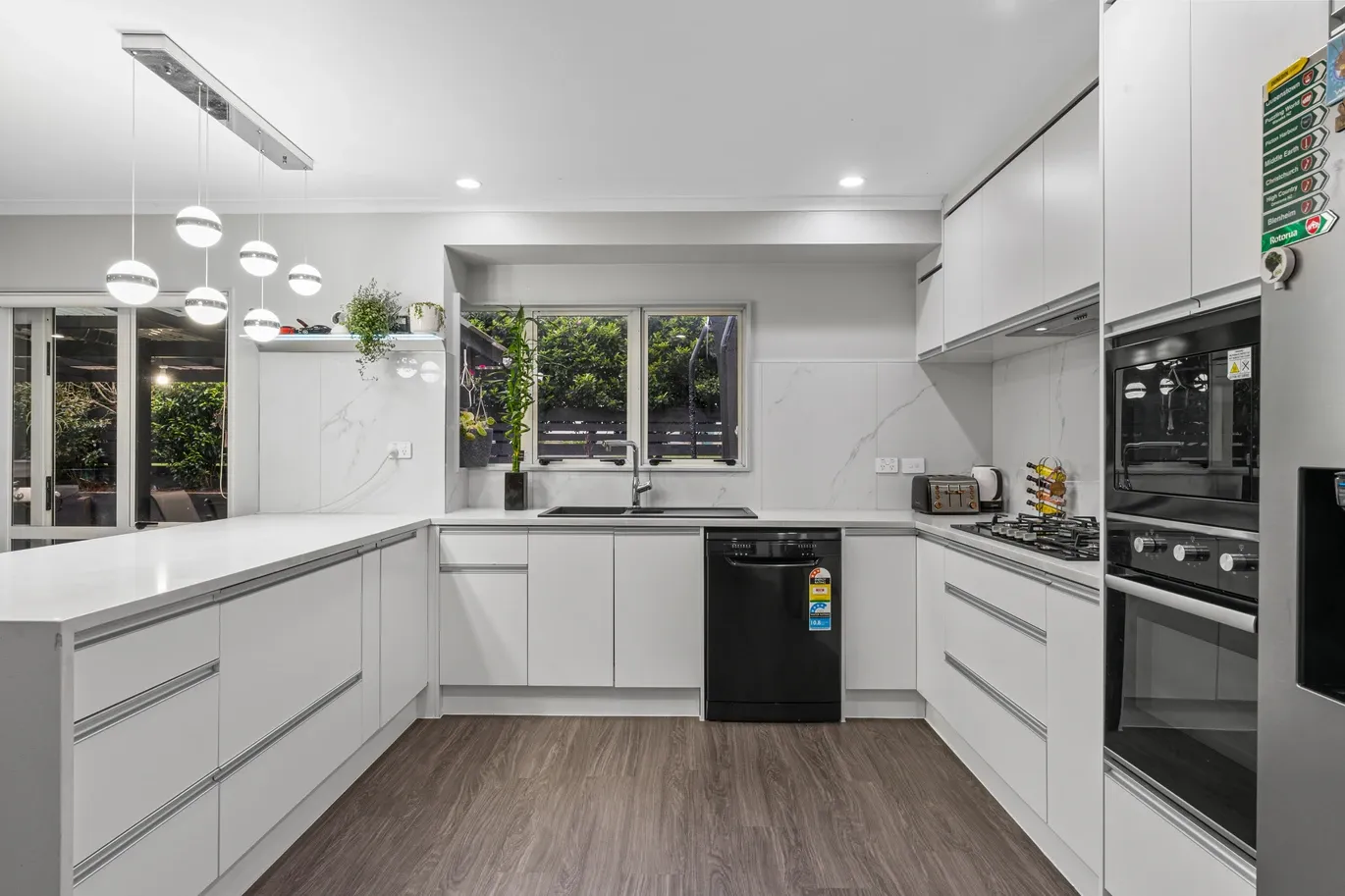 4 Beach Road, Takanini, Papakura