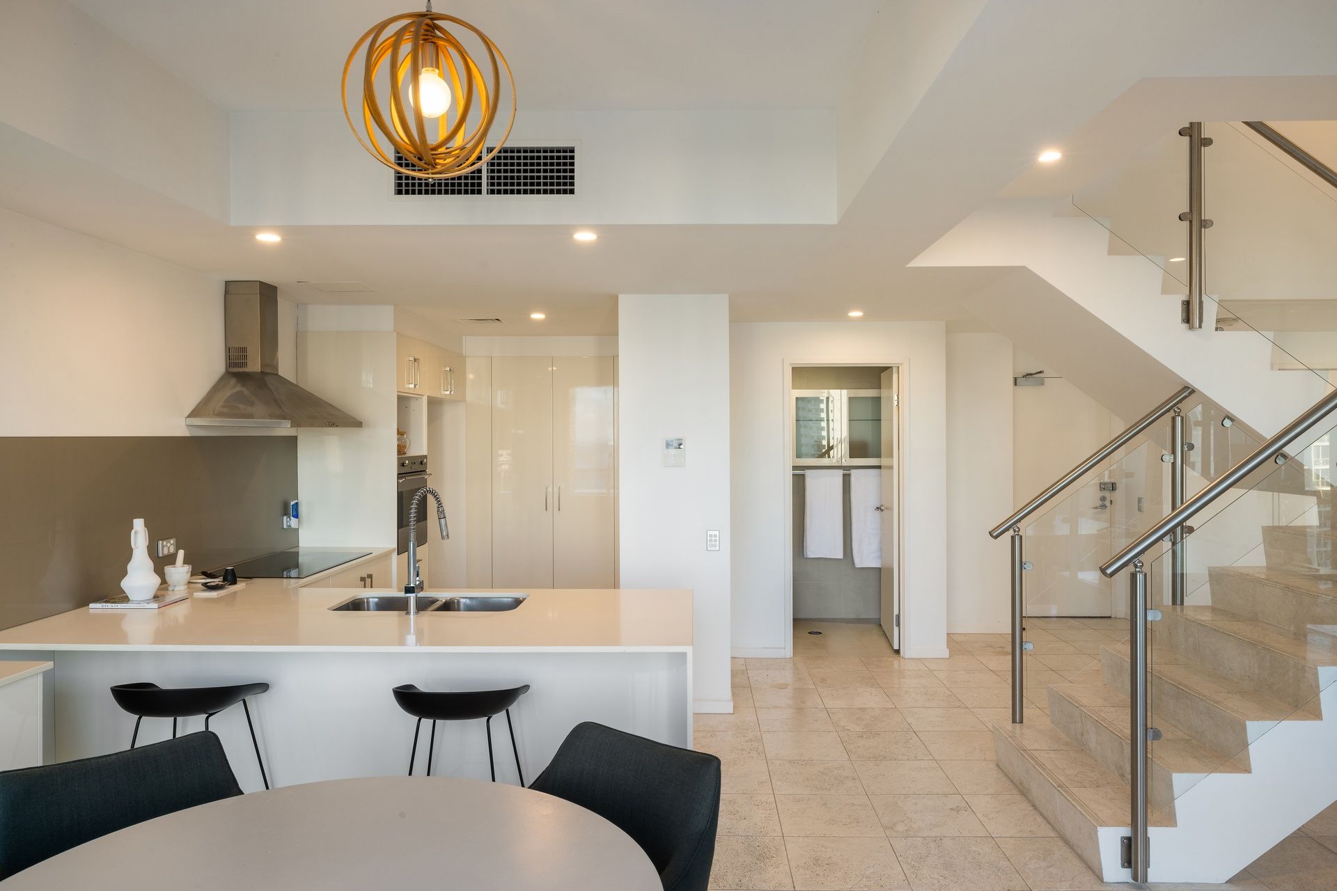 1403/2865 Gold Coast Highway — photo 6 of 30