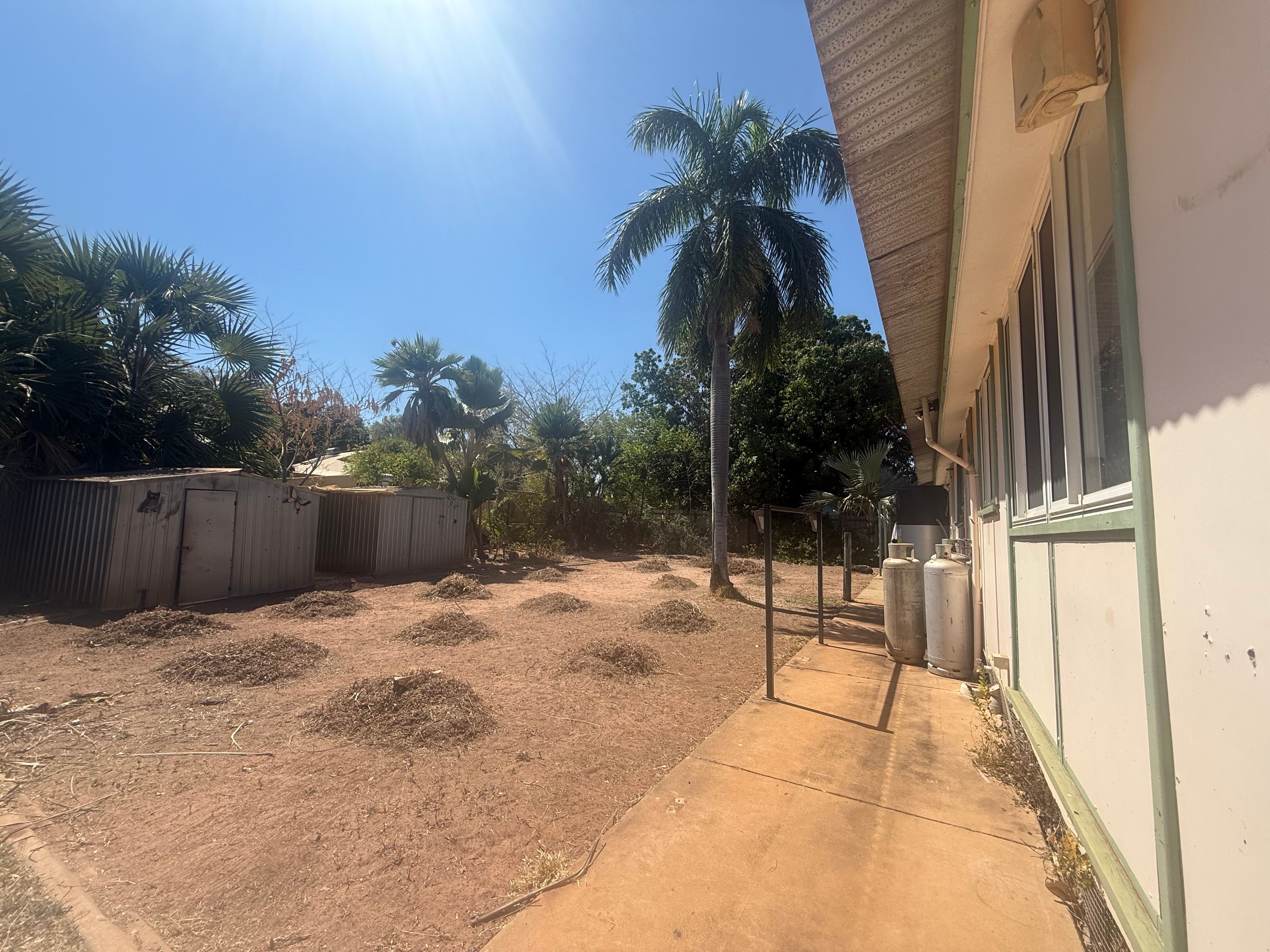 1 Van Emmerik Street — photo 15 of 18