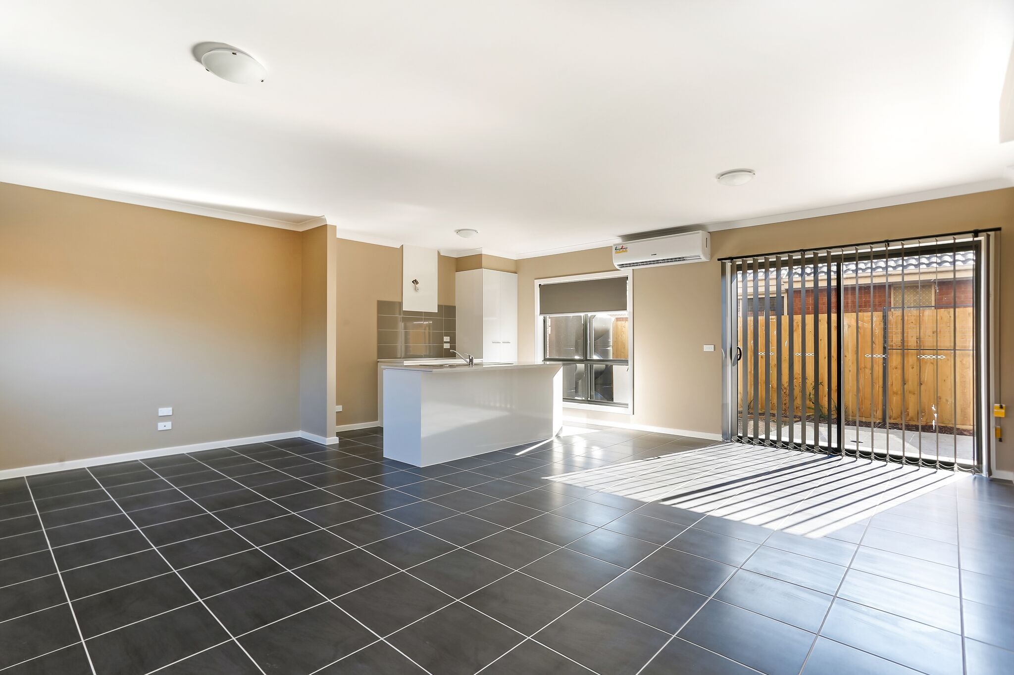 2/20 Gibson, Broadmeadows, VIC 3047