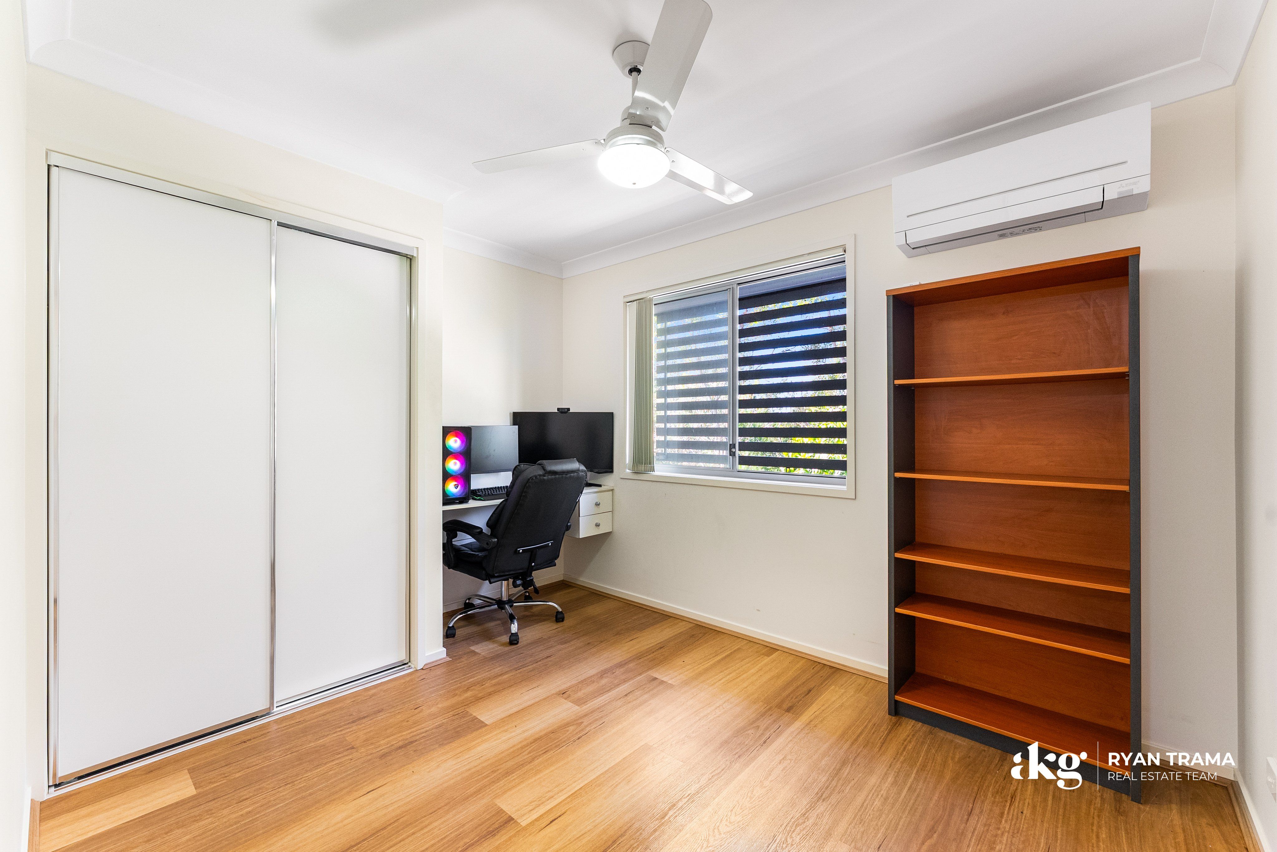 33/104A River Hills Road — photo 12 of 19