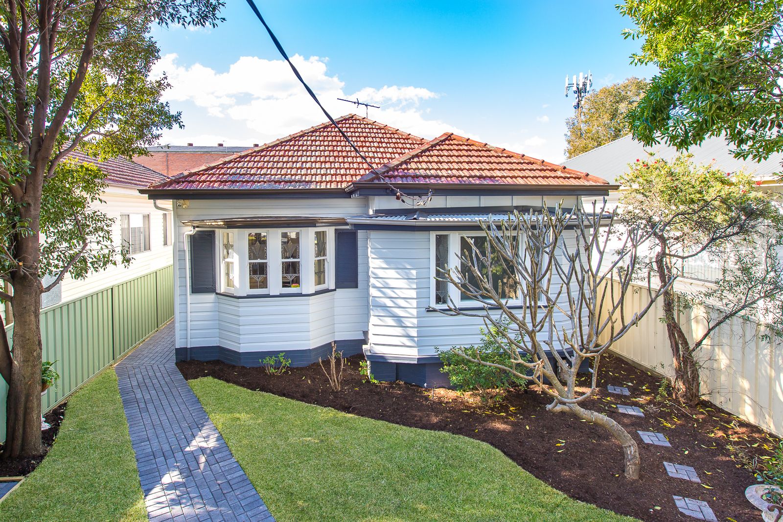 57 Waratah Street