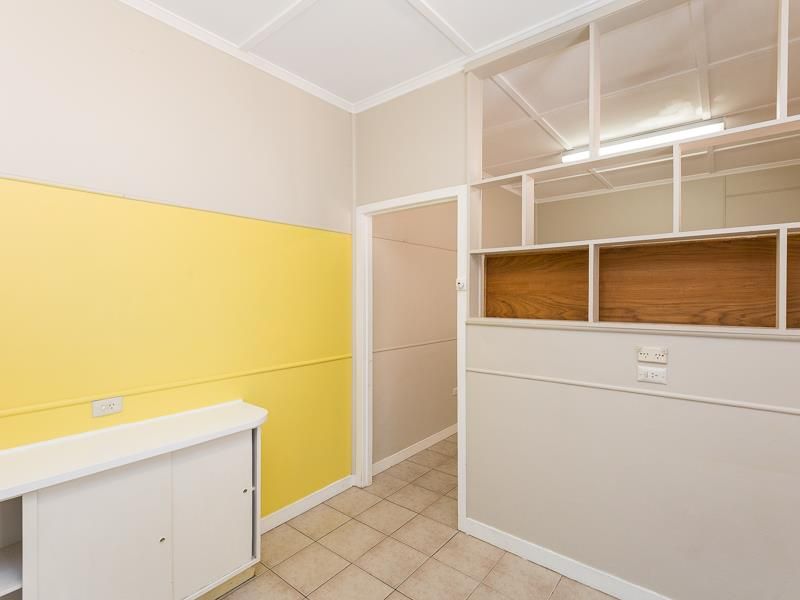 4/28 Bath Street, Labrador, QLD 4215