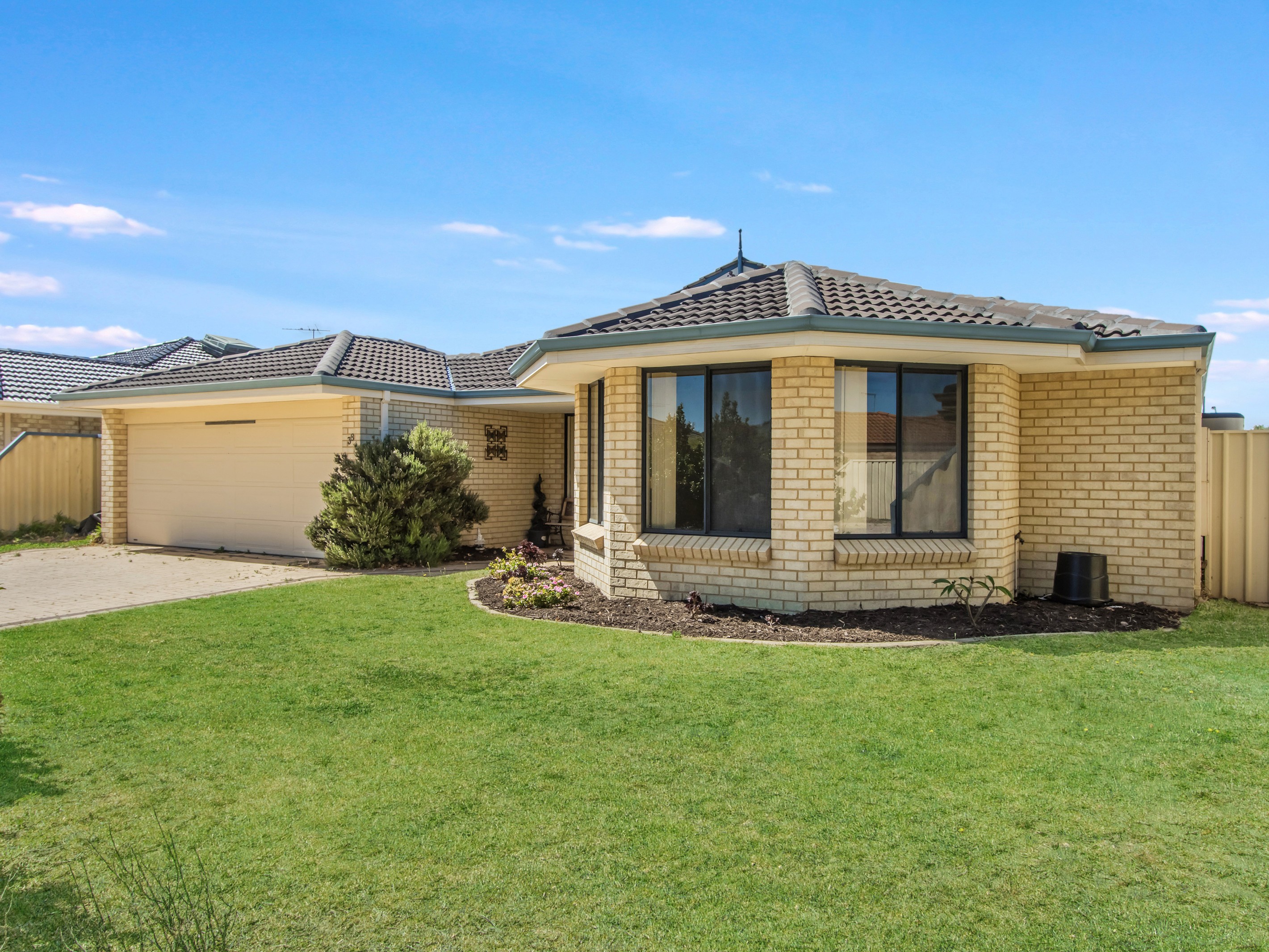 38 San Sebastian Boulevard, Port Kennedy, WA 6172