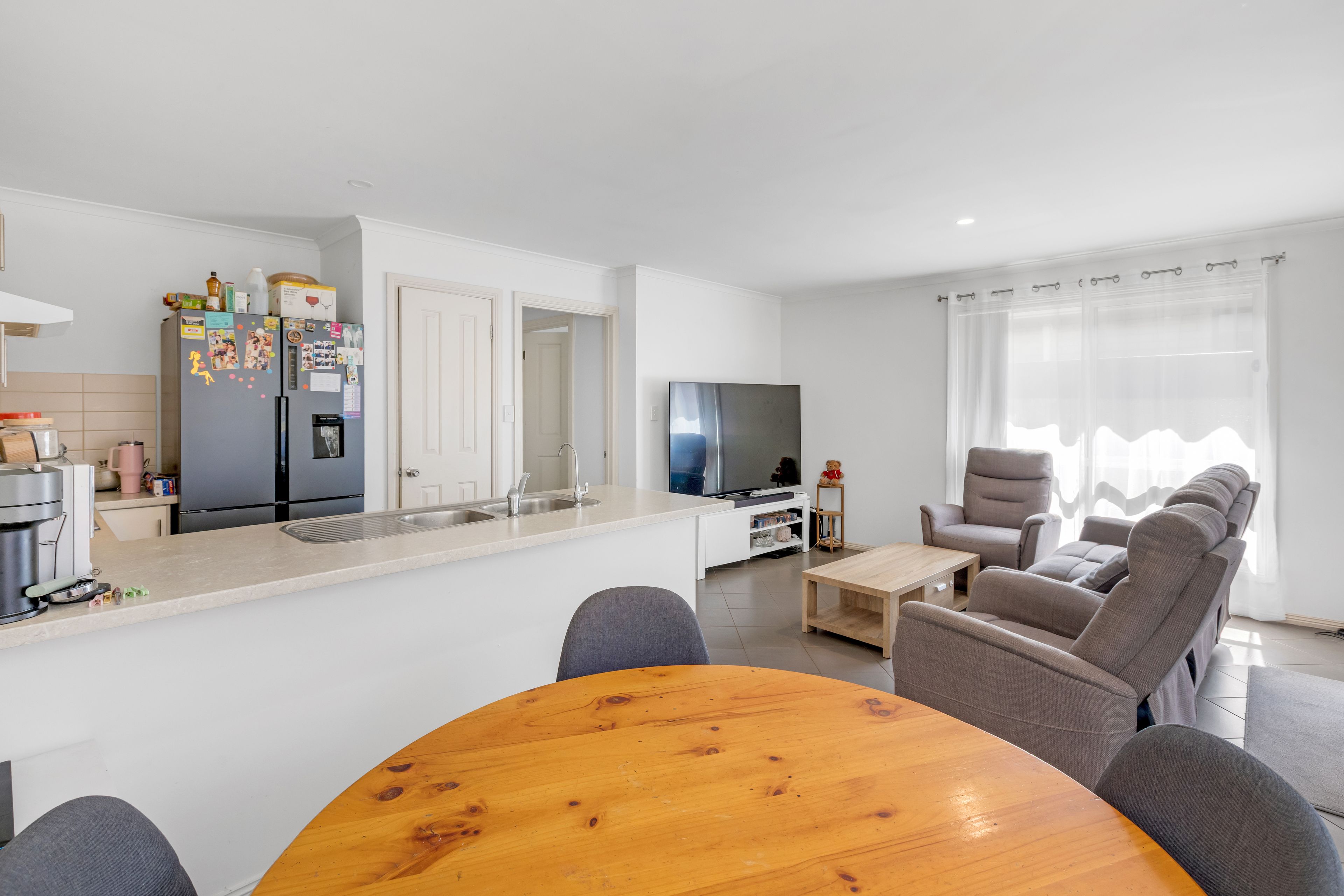 34 Bristol Crescent — photo 6 of 14