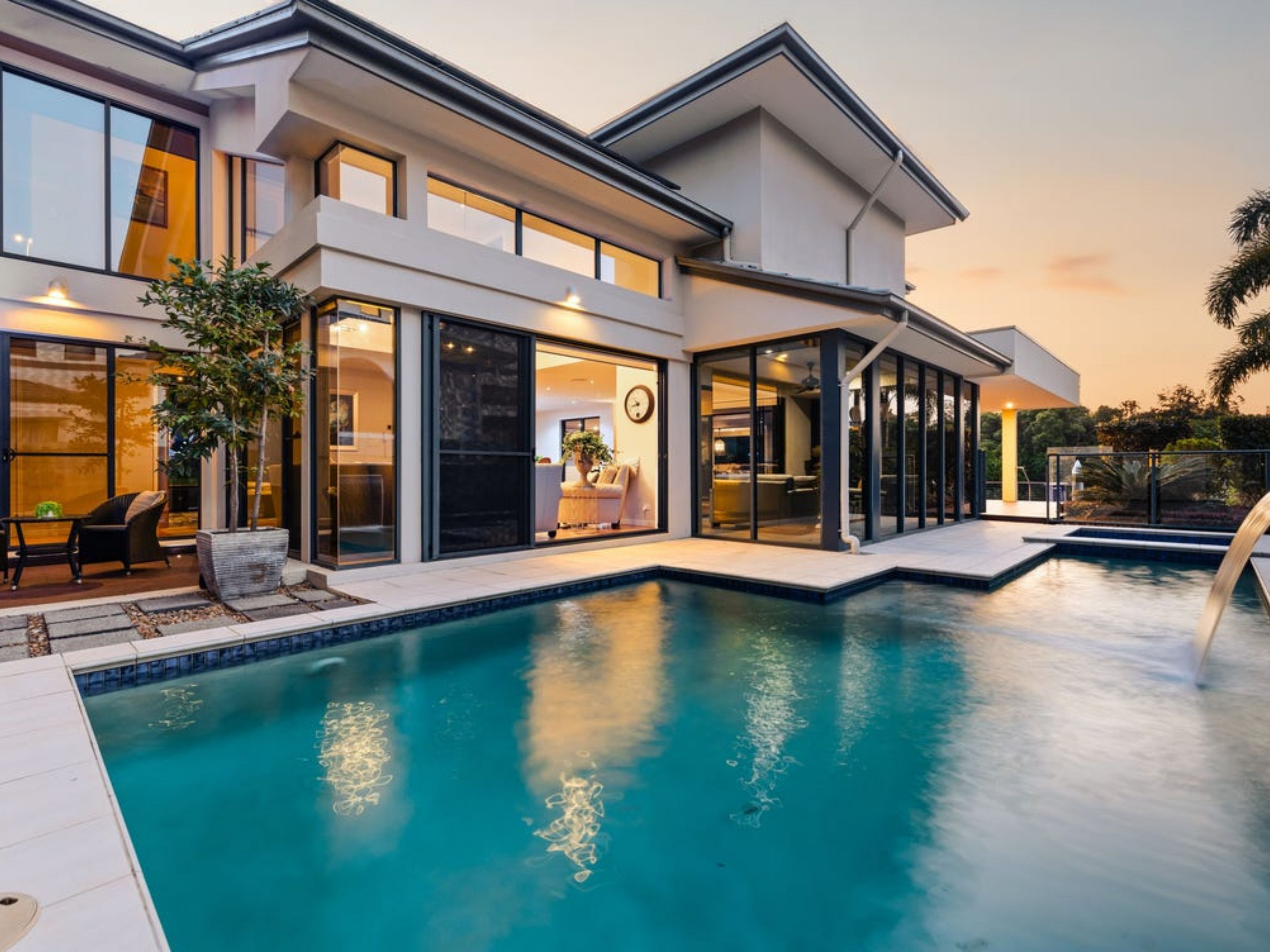 2505 Cressbrook Drive, Hope Island QLD 4212