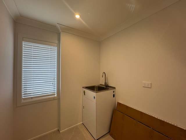 47B Totara Road photo 7