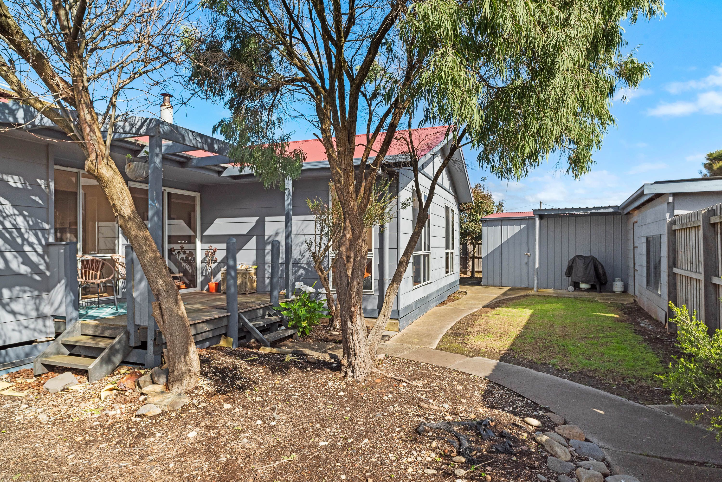 1 Malcalm Avenue — photo 14 of 16