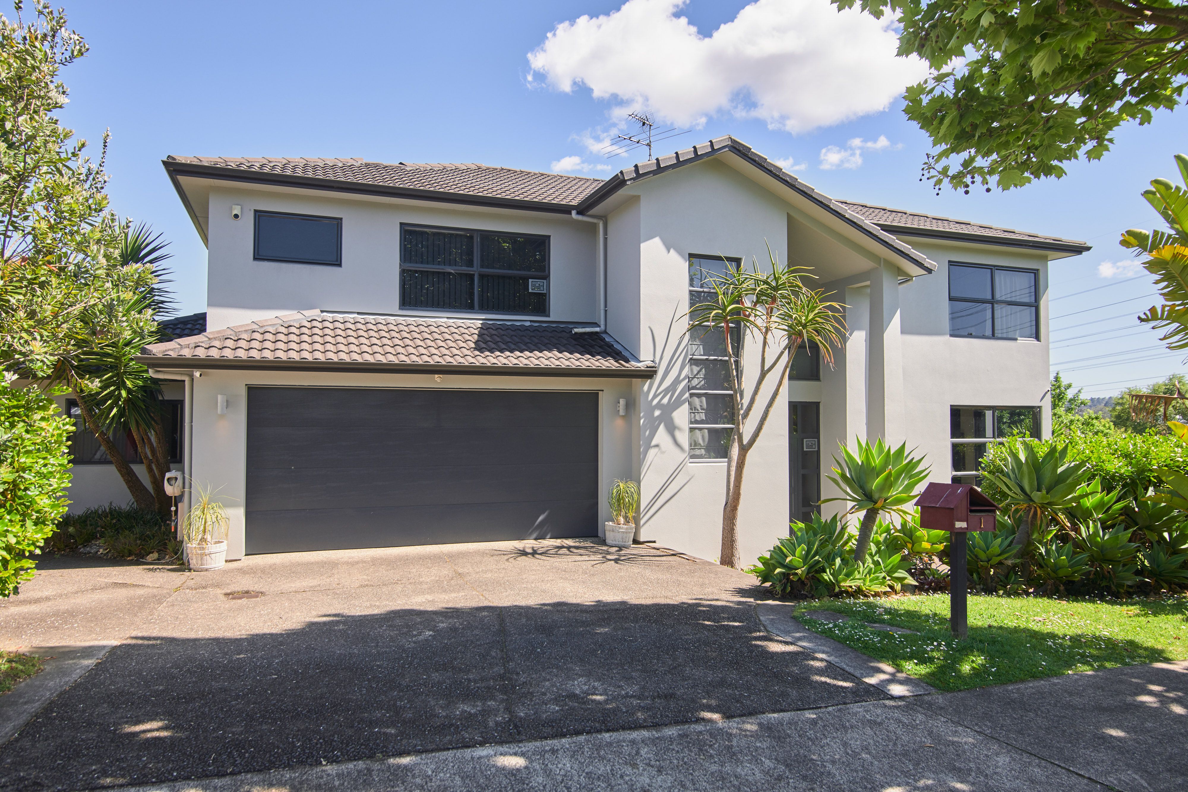 1 Mahoney Drive Albany North Shore City Residential House For