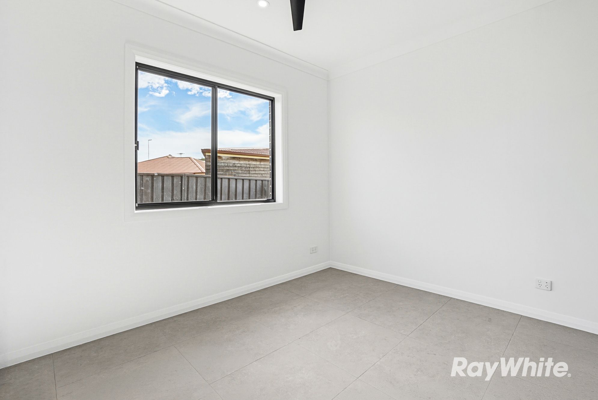 21a Burford Street — photo 4 of 7