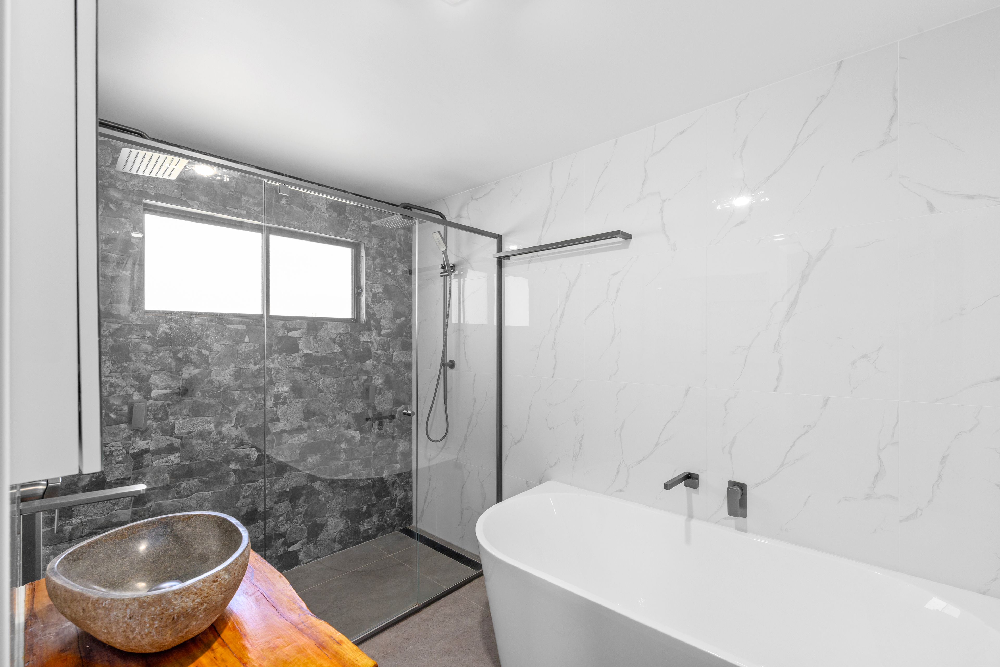 3 Hilda Close — photo 12 of 25