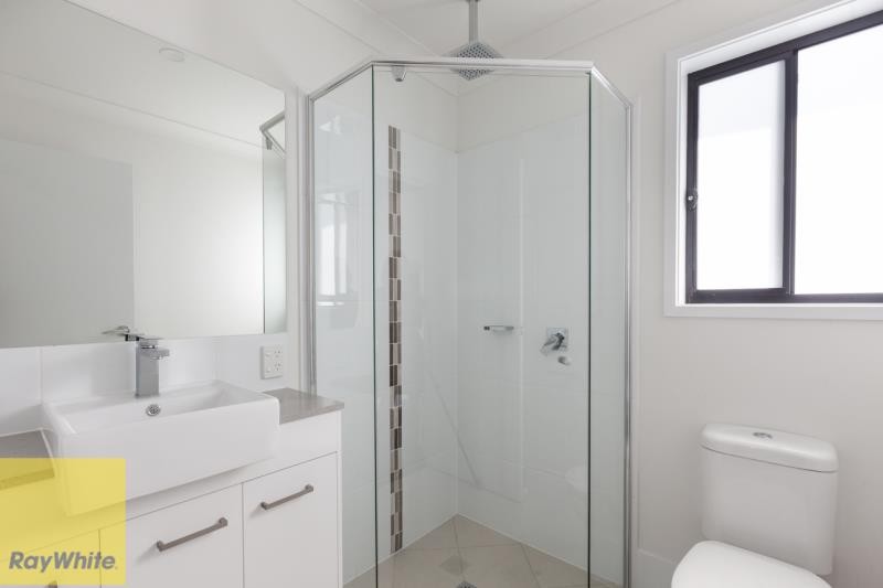 22B Pinnacle Way, Pimpama, QLD 4209