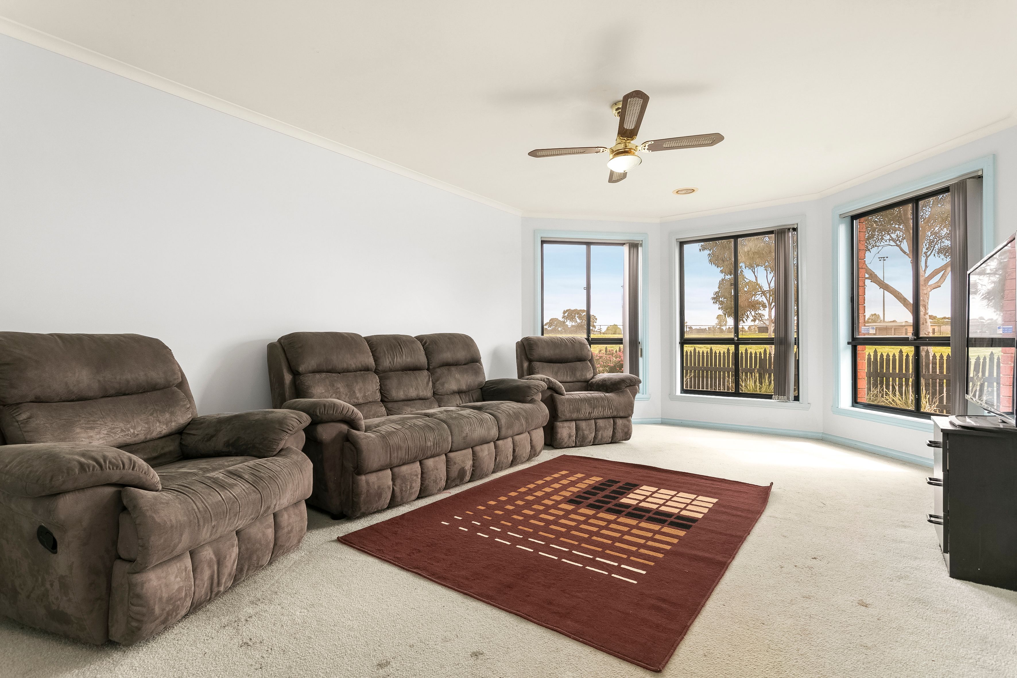 56 Sommeville Drive, Roxburgh Park, VIC 3064