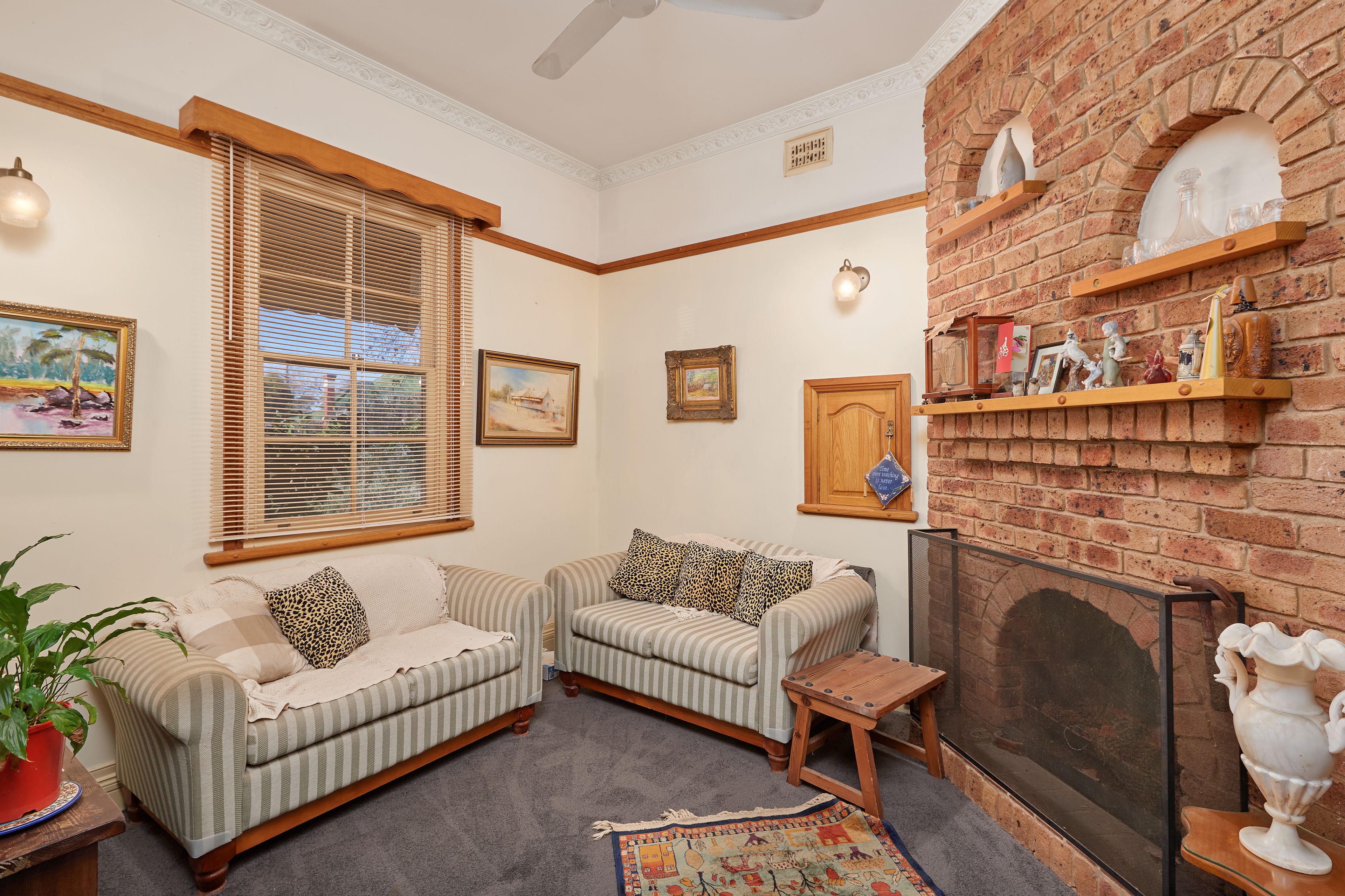 14 McKinnon Street, Wagga Wagga, NSW 2650