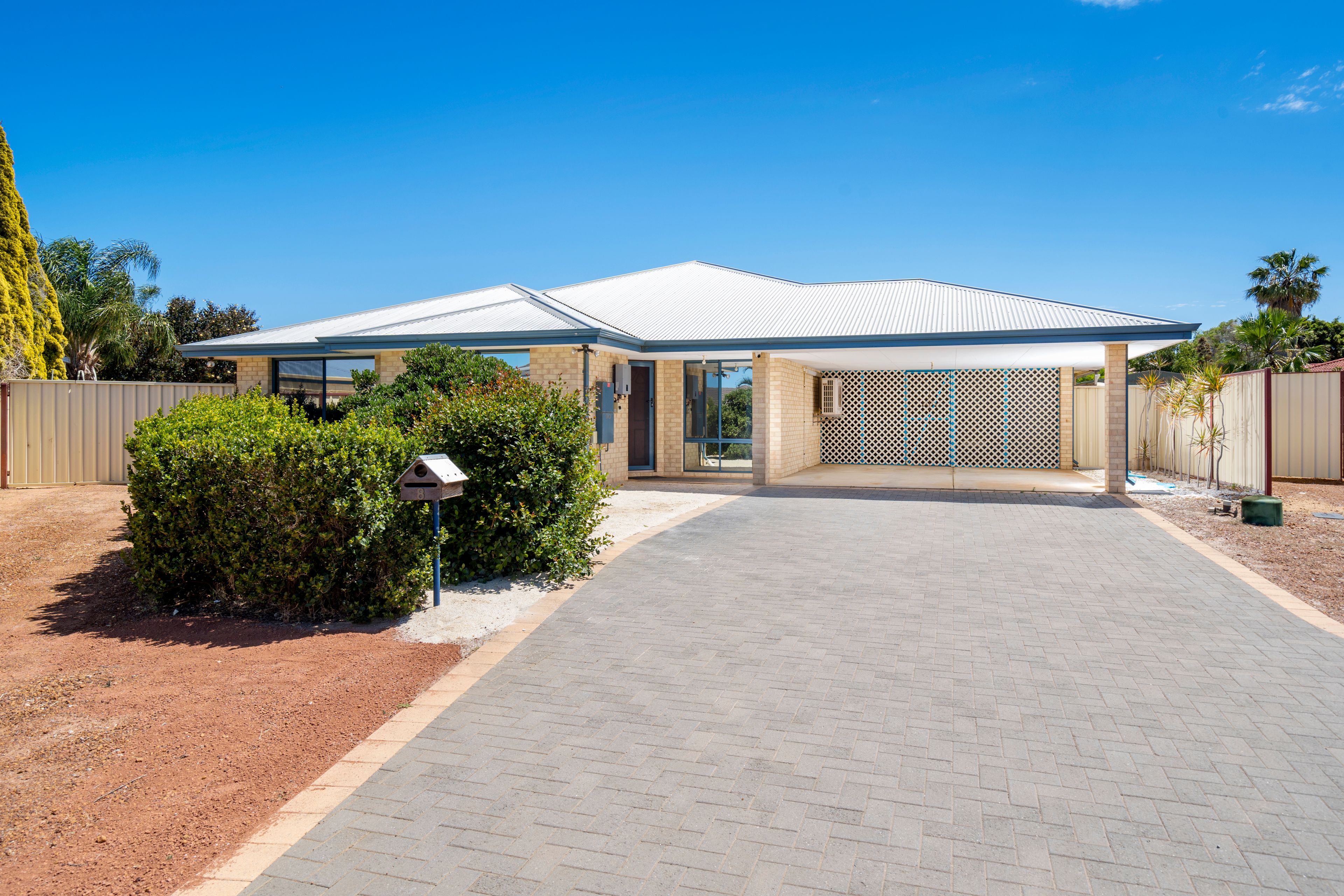 8 Tuta Court, Waggrakine, WA 6530