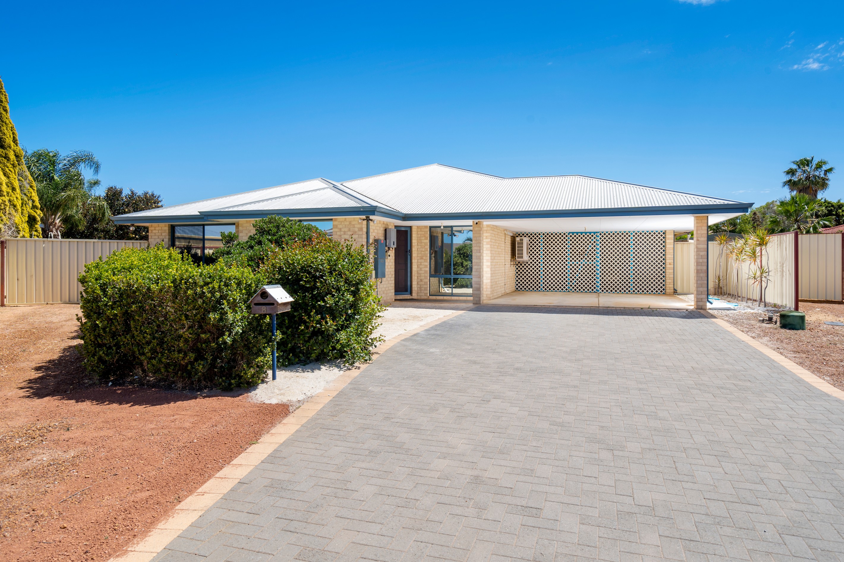 8 Tuta Court, Waggrakine, WA 6530
