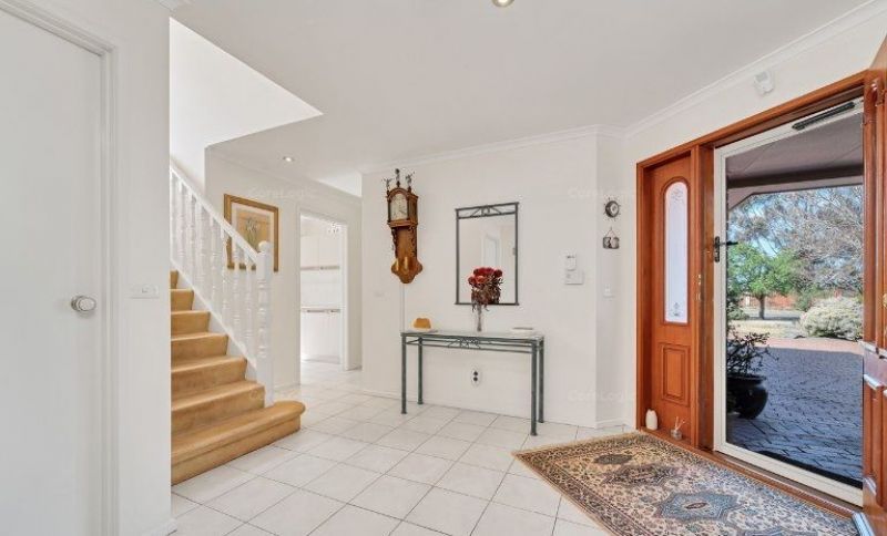 6 Springbank Way, Brookfield, VIC 3338