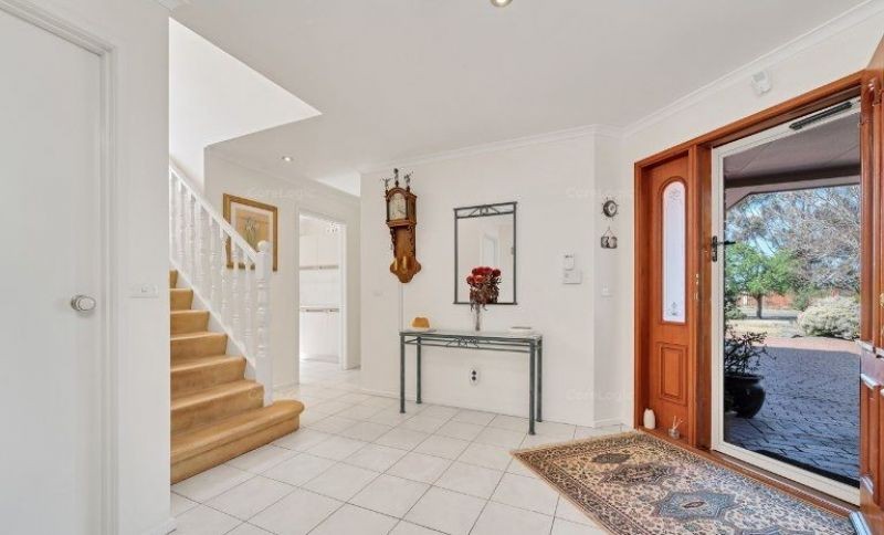 6 Springbank Way, Brookfield, VIC 3338