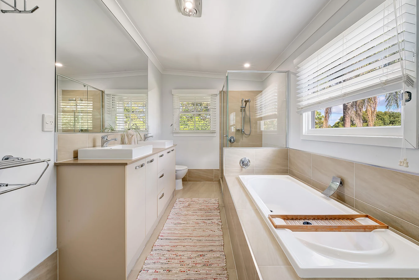 44 Ferntree Creek Road — photo 8 of 17