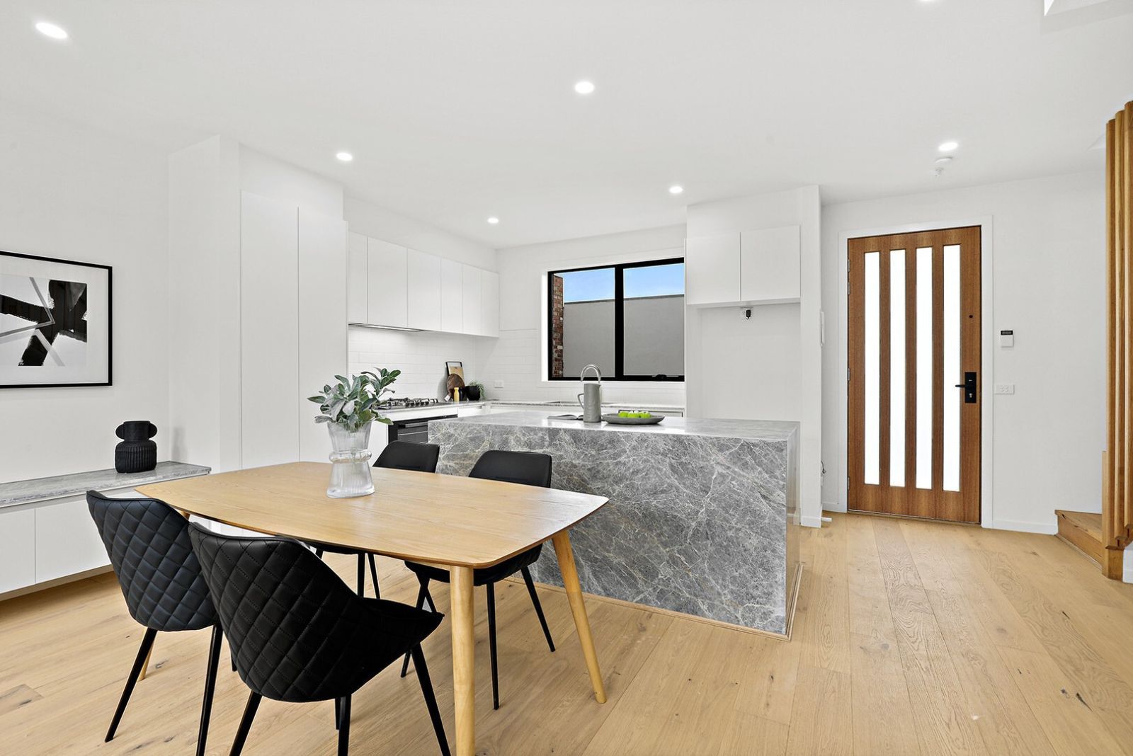 2/30 Eucra Street, Hadfield, VIC 3046