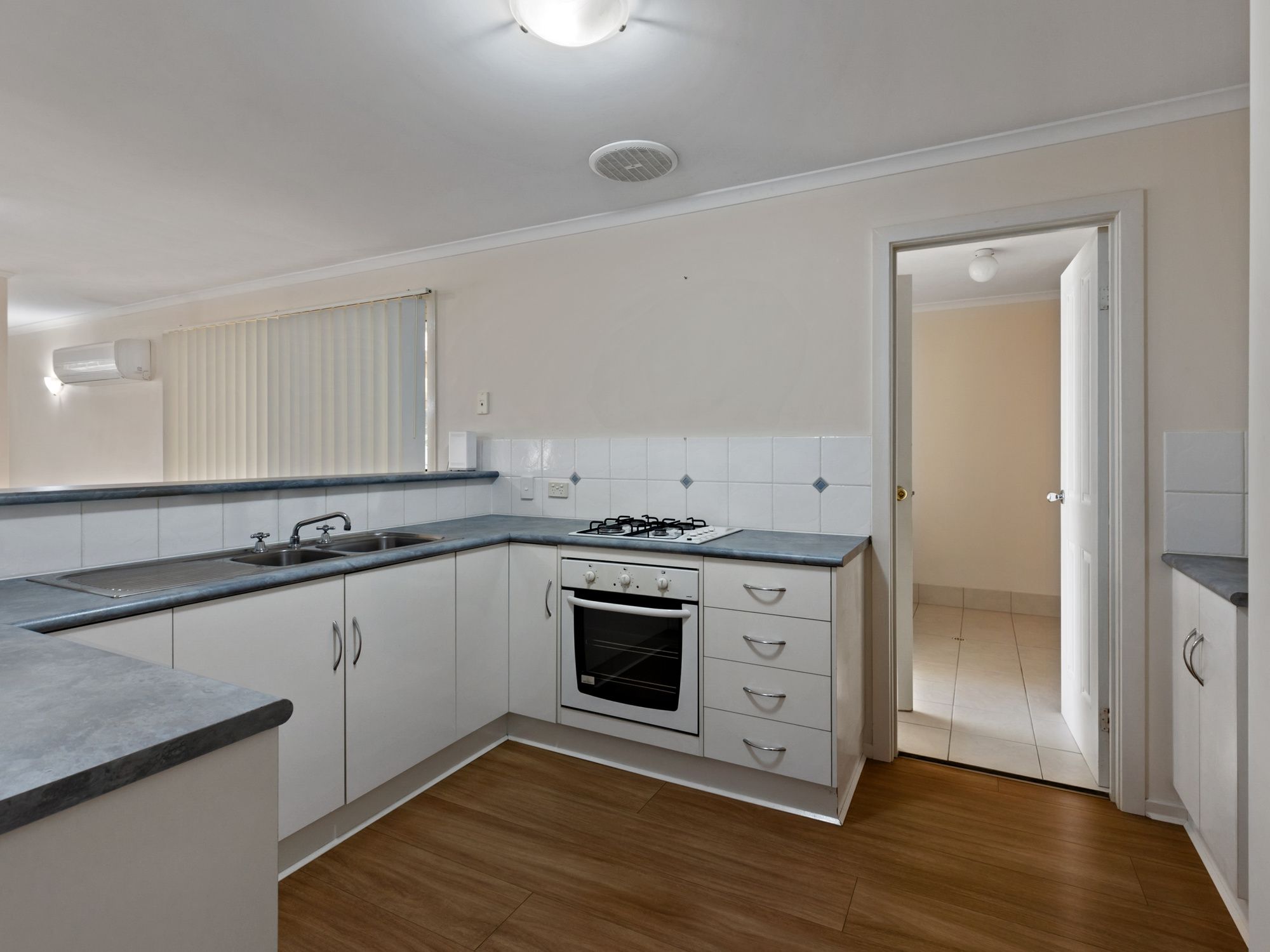 34 Barbados Drive, Seaford Rise, SA 5169