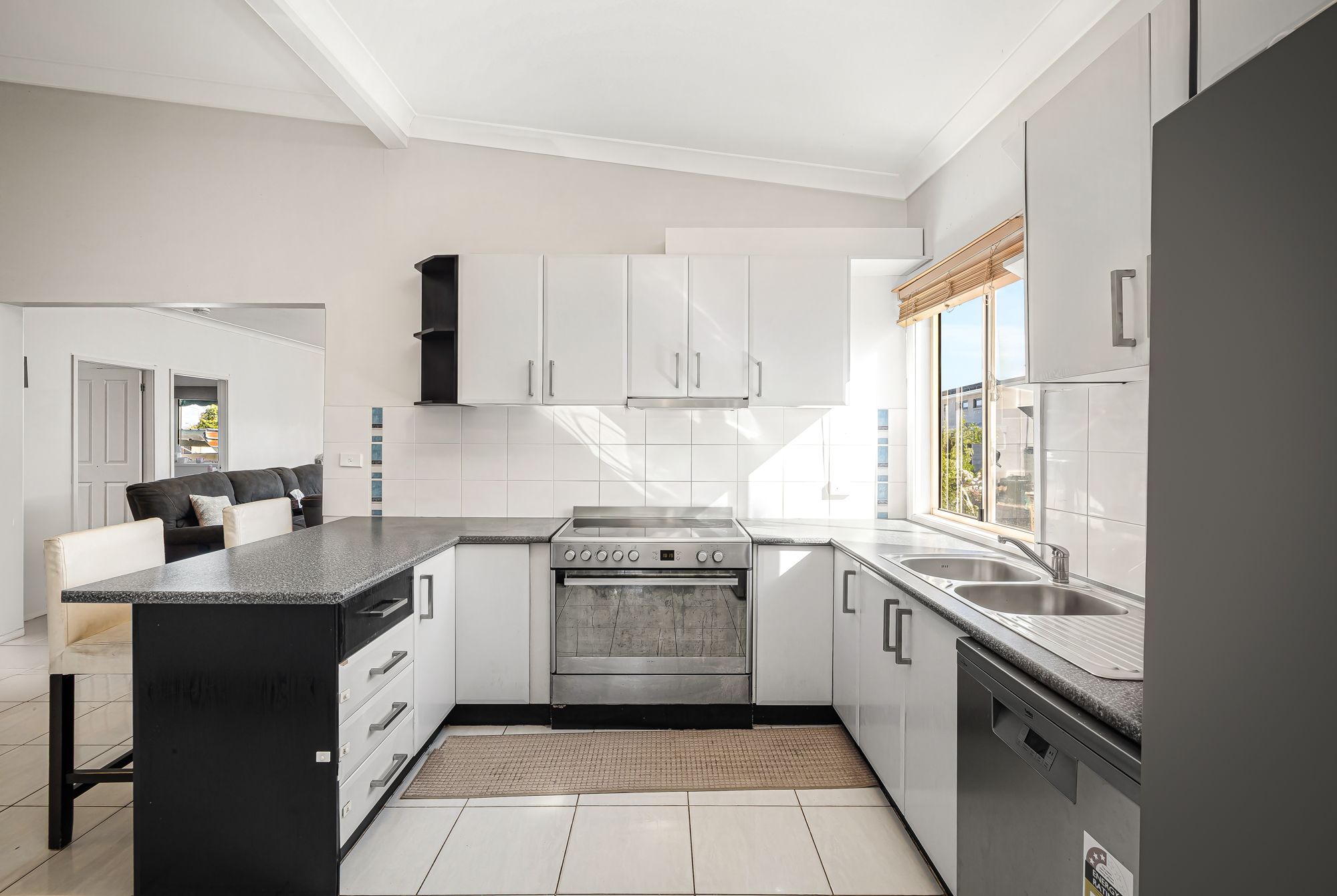 33 Monfarville Street — photo 4 of 15