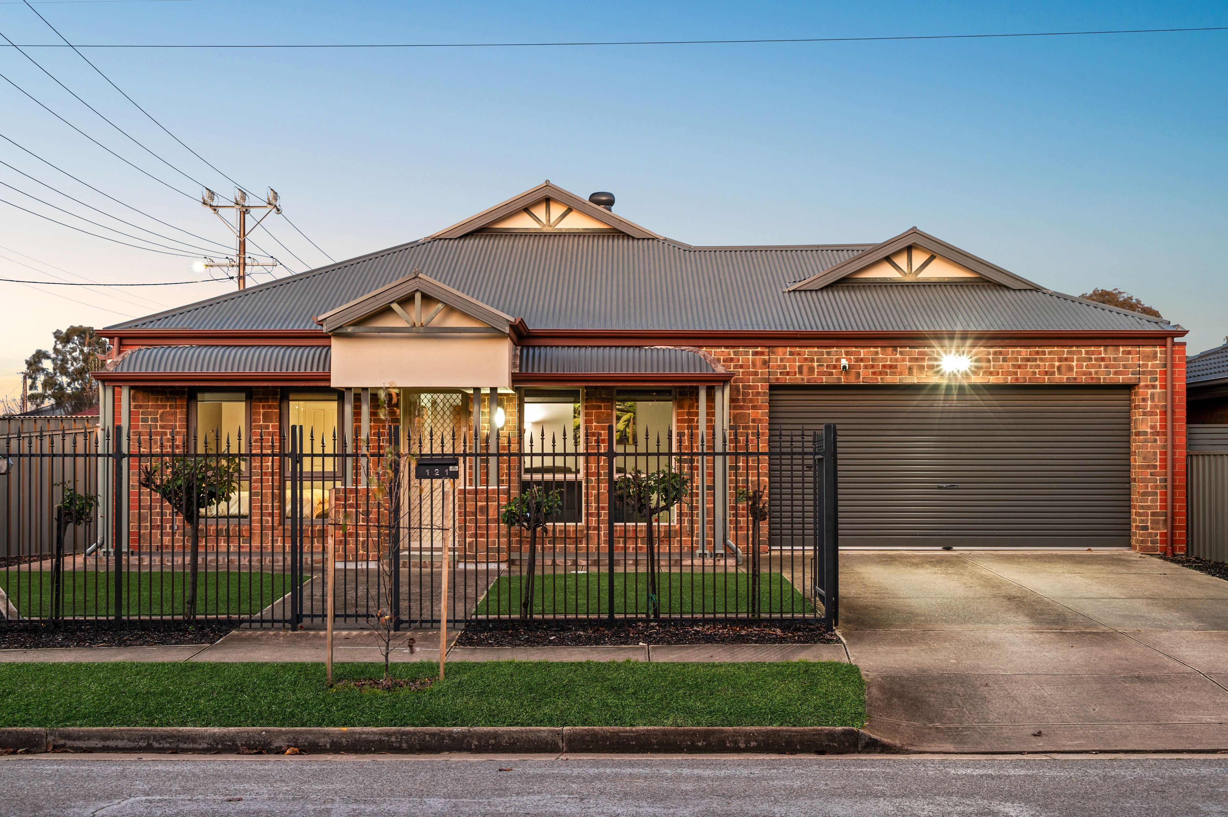 121 Gordon Street — photo from Ray White Albert Park