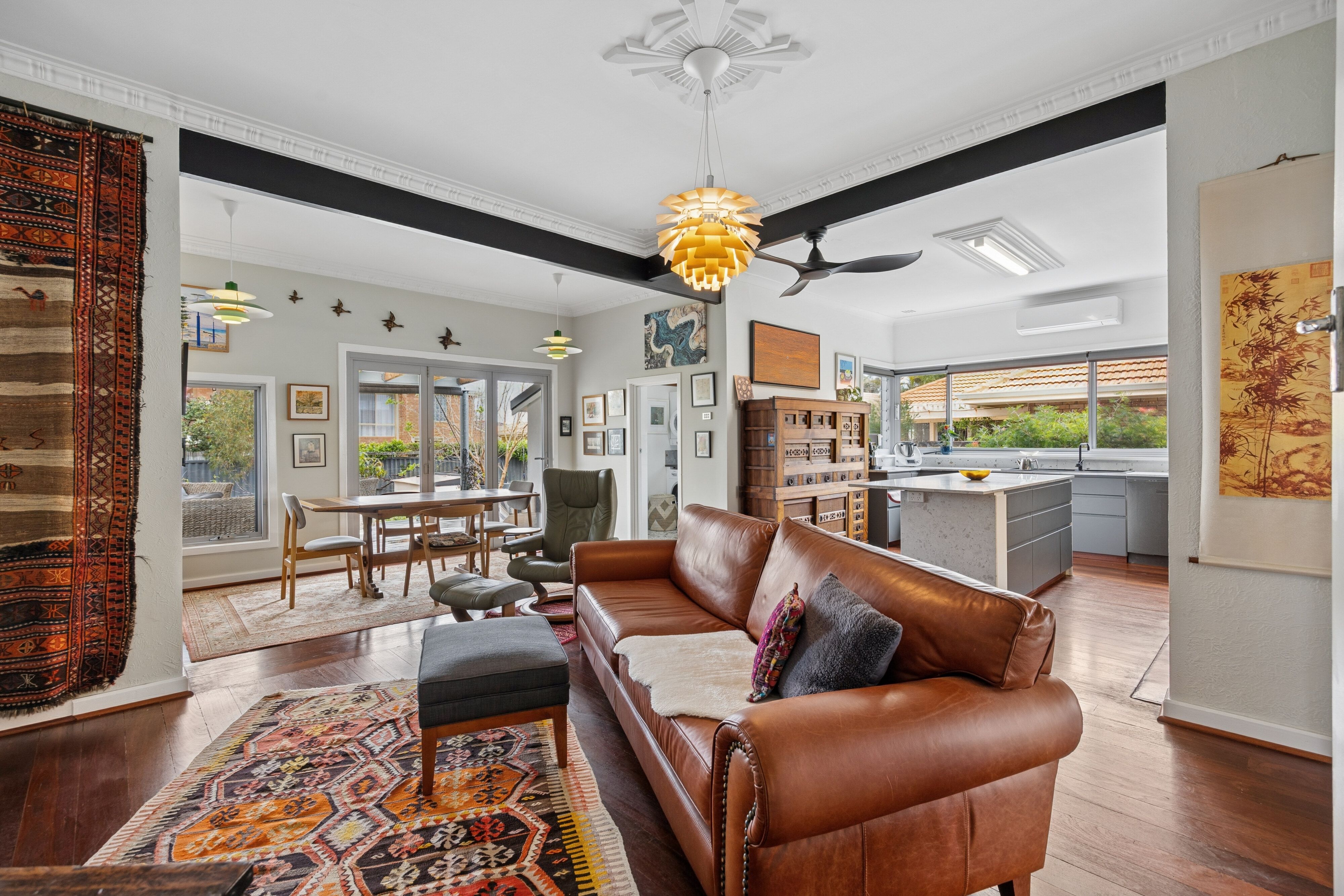 32 Saunders Street — photo 8 of 22