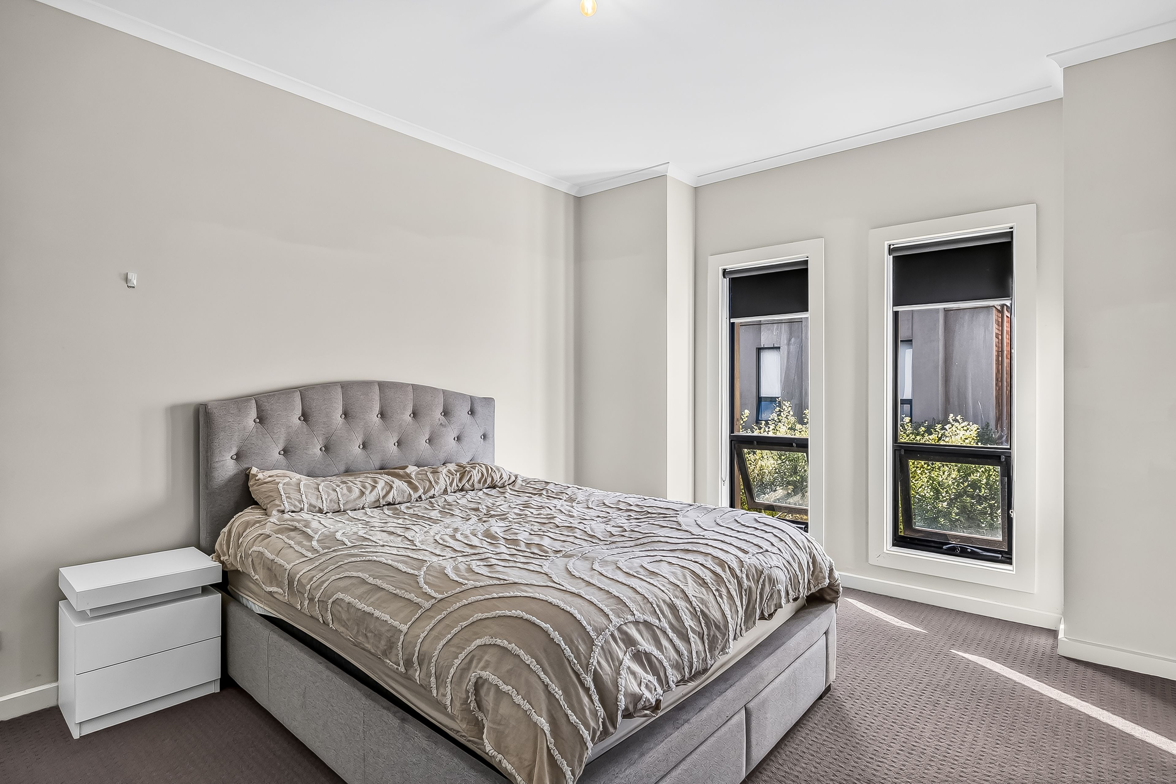 10/46B York Terrace — photo 6 of 14