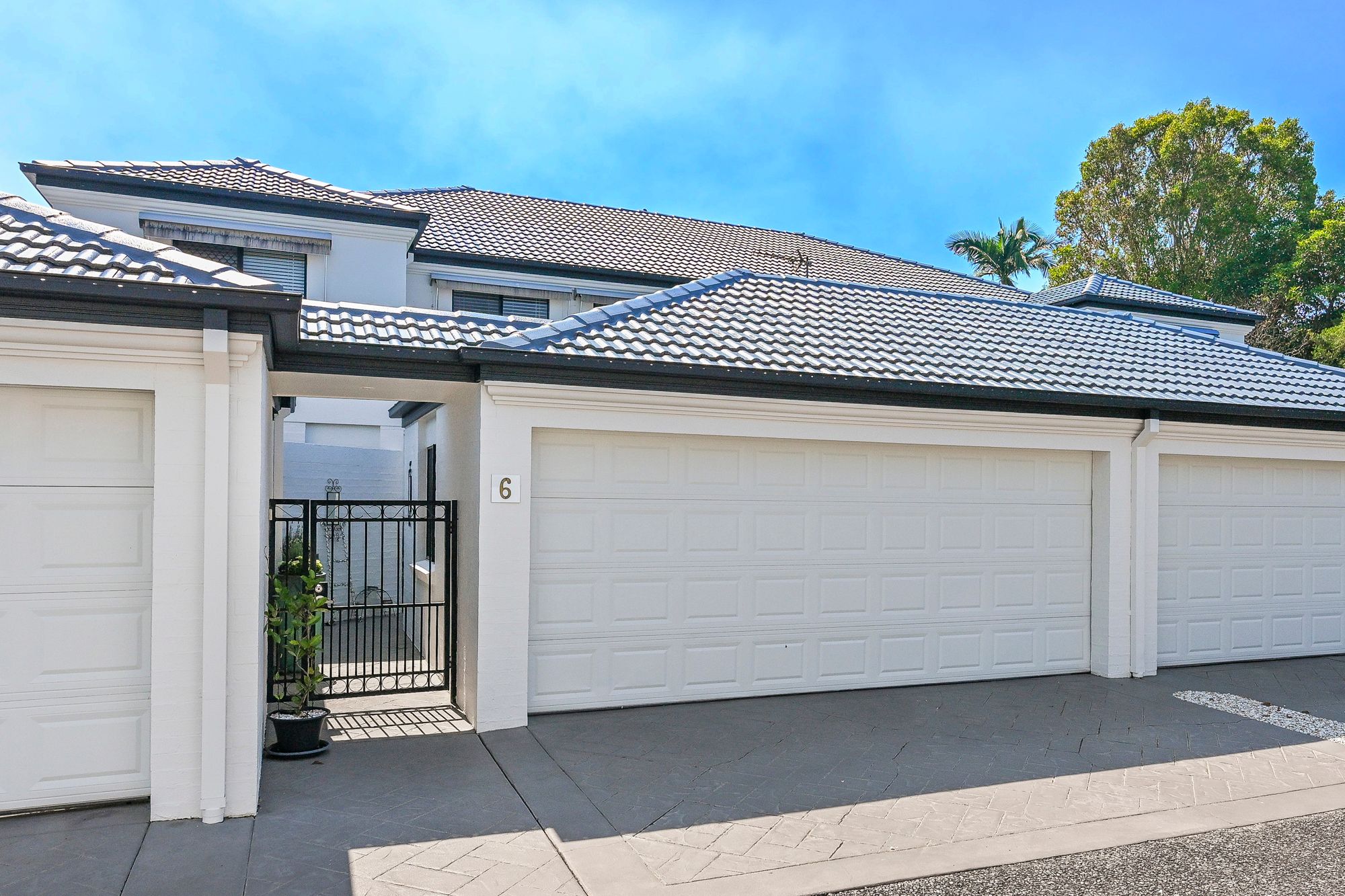 6/1 Bronberg Court — photo 22 of 30