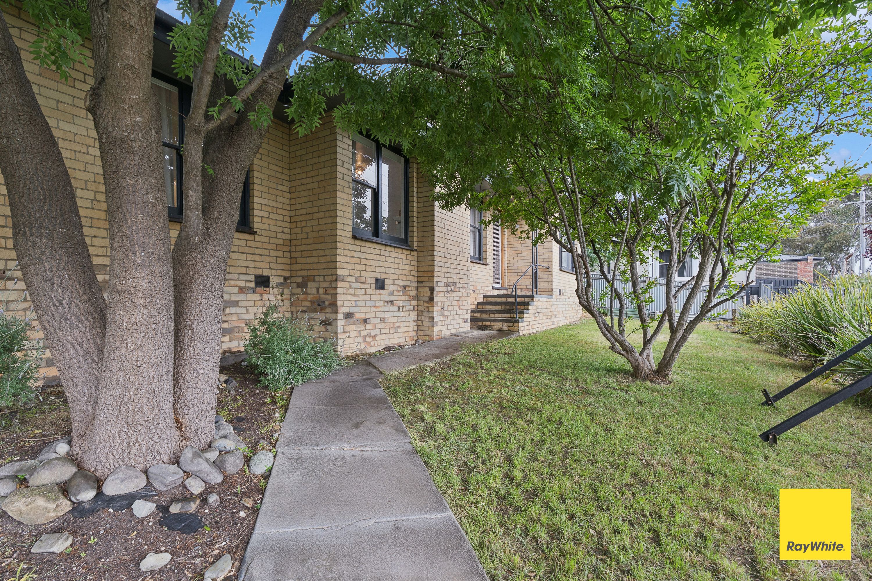 122 Mackenzie Street West, Golden Square, VIC 3555