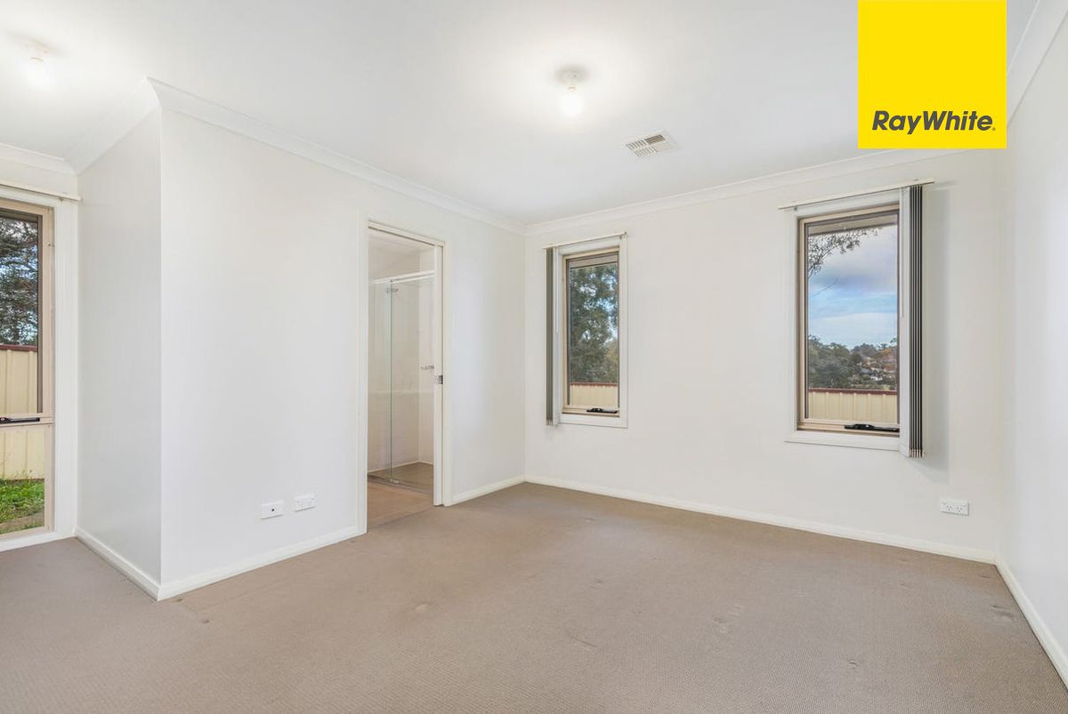 13B Nevile Place — photo 4 of 8