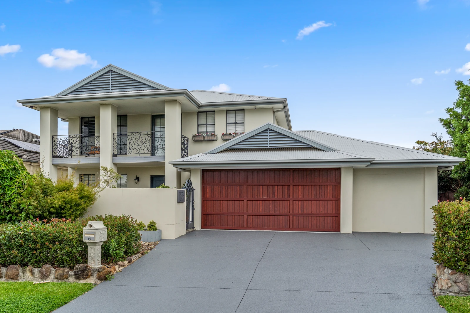 8 Cove Boulevard, Shell Cove, NSW 2529