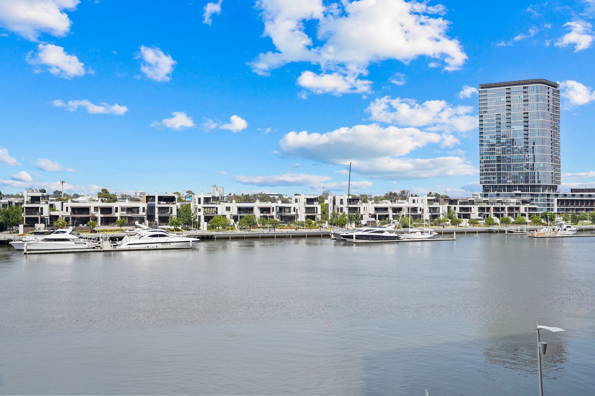 915 Collins Street, Docklands VIC 3008