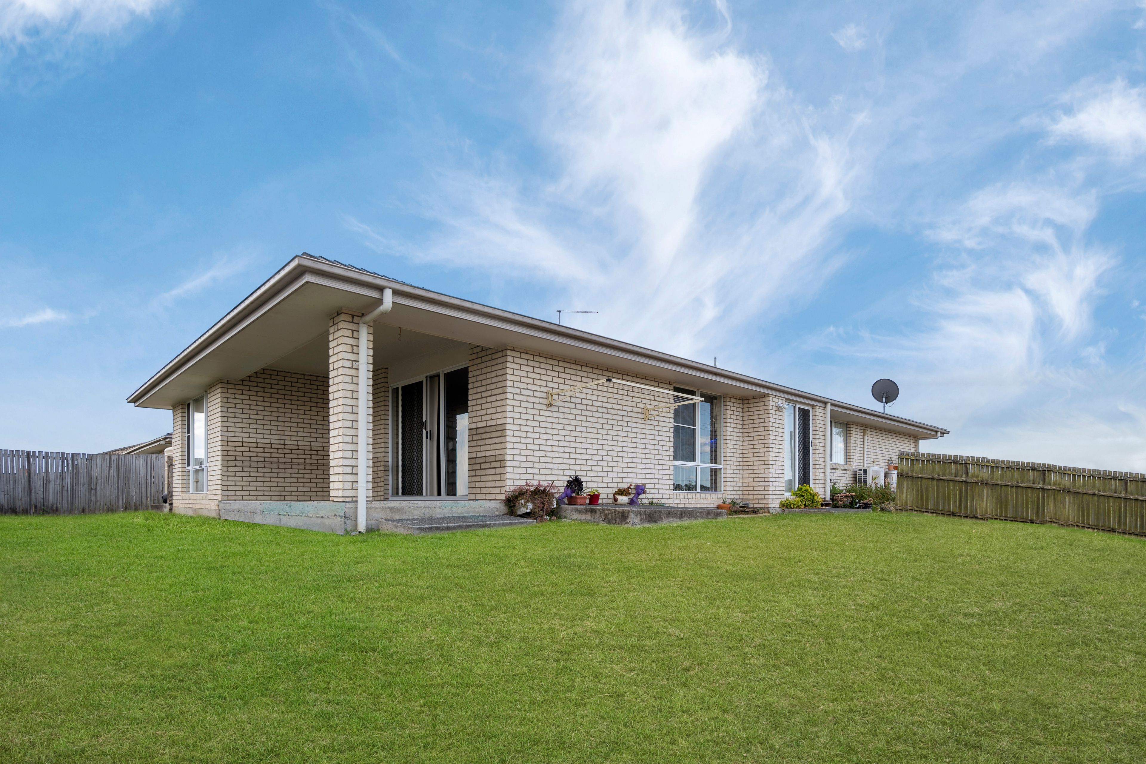 43 Oxford Street, North Booval, QLD 4304
