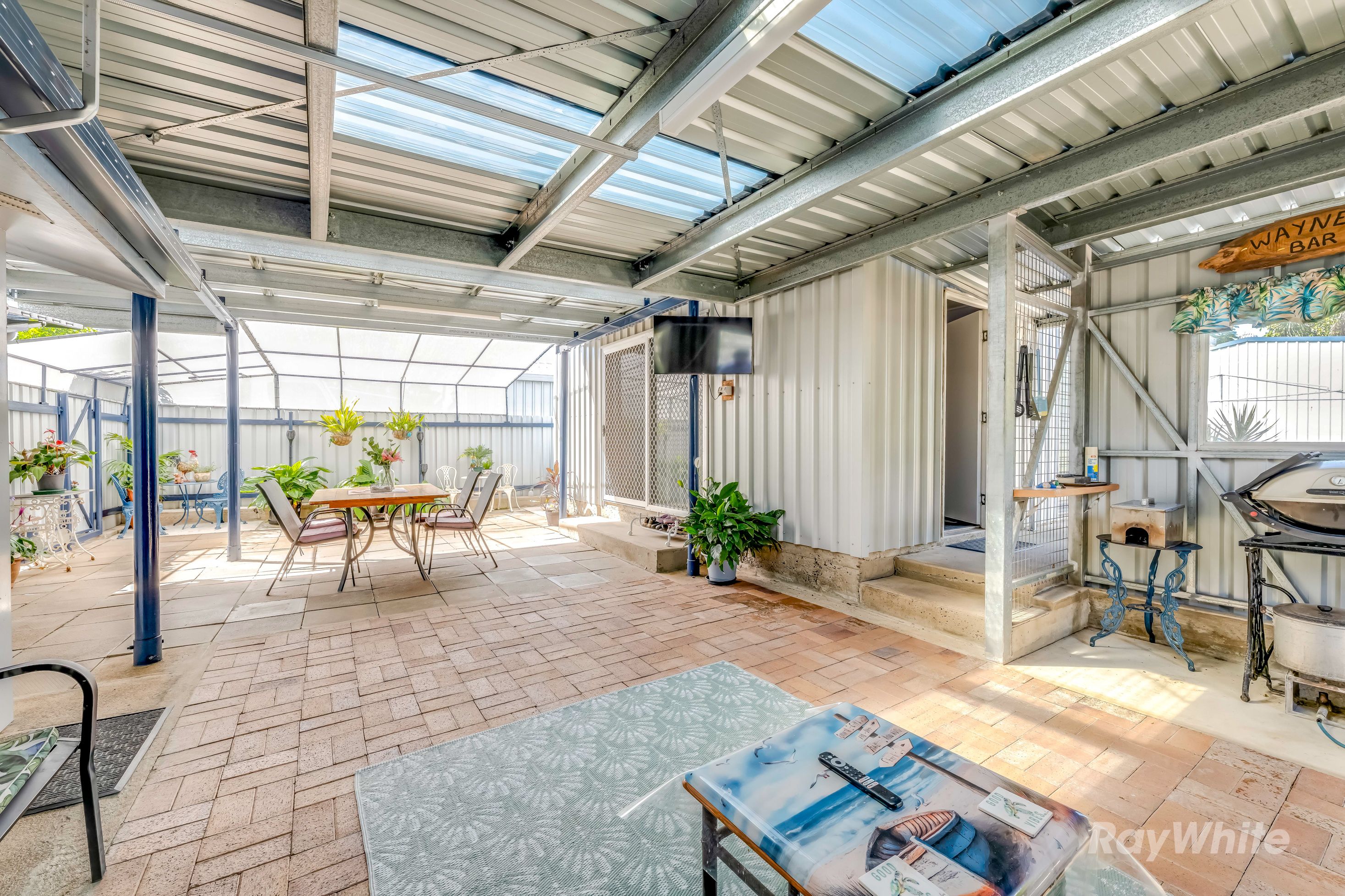 8 George Street — photo 16 of 30
