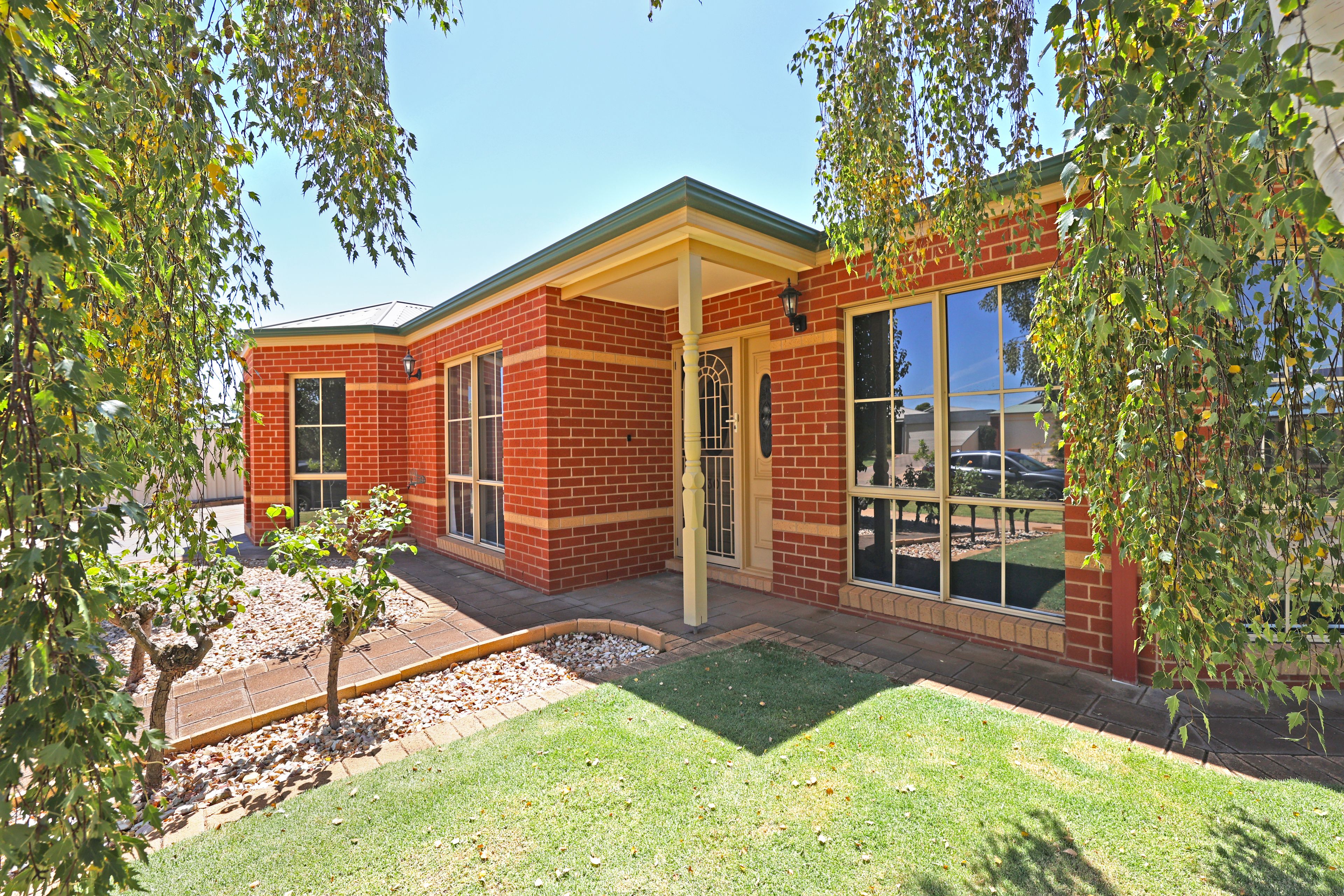 30 Belleview Drive, Irymple, VIC 3498