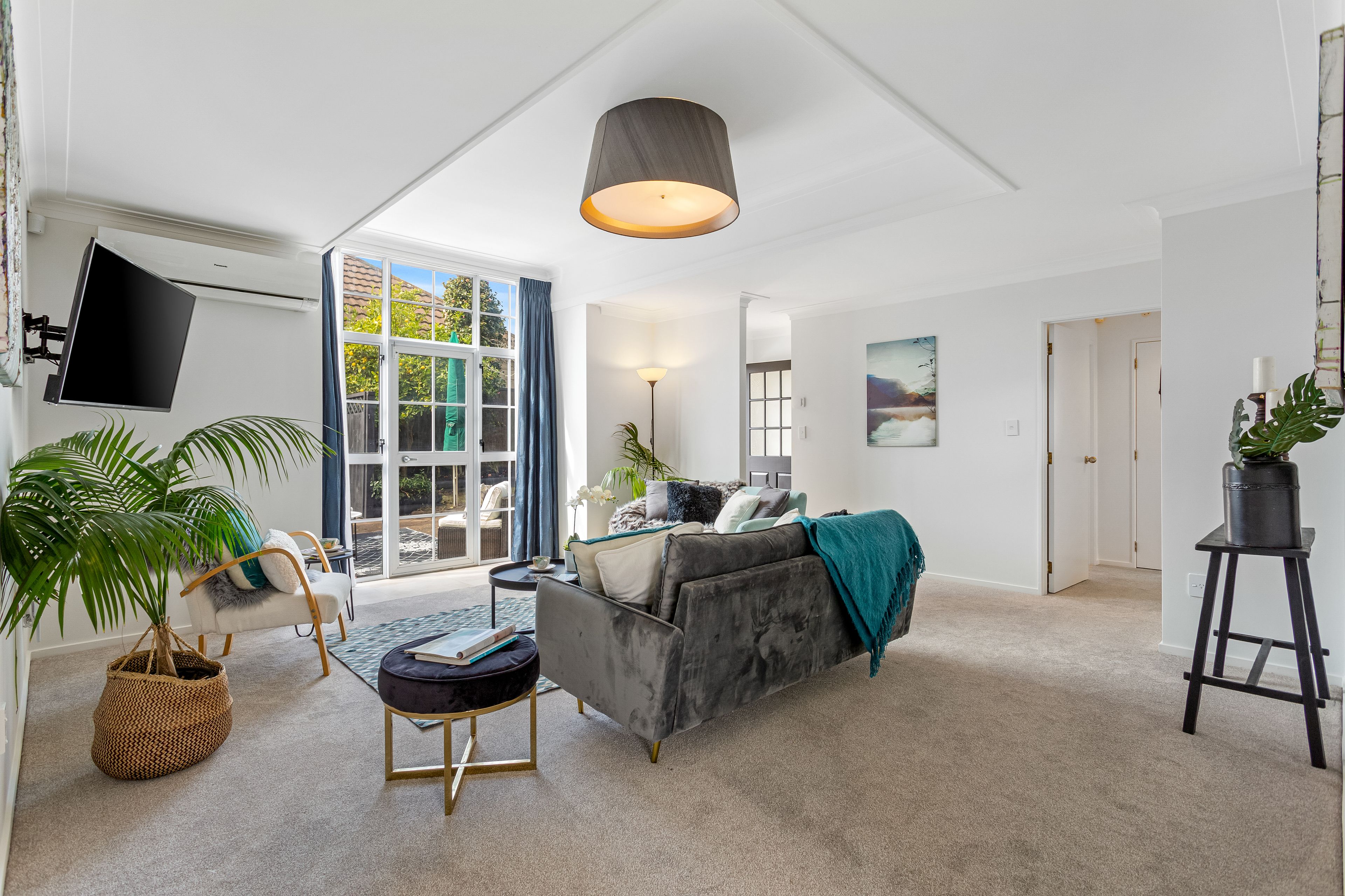 4/2 Tampin Road, Hill Park, Manukau City