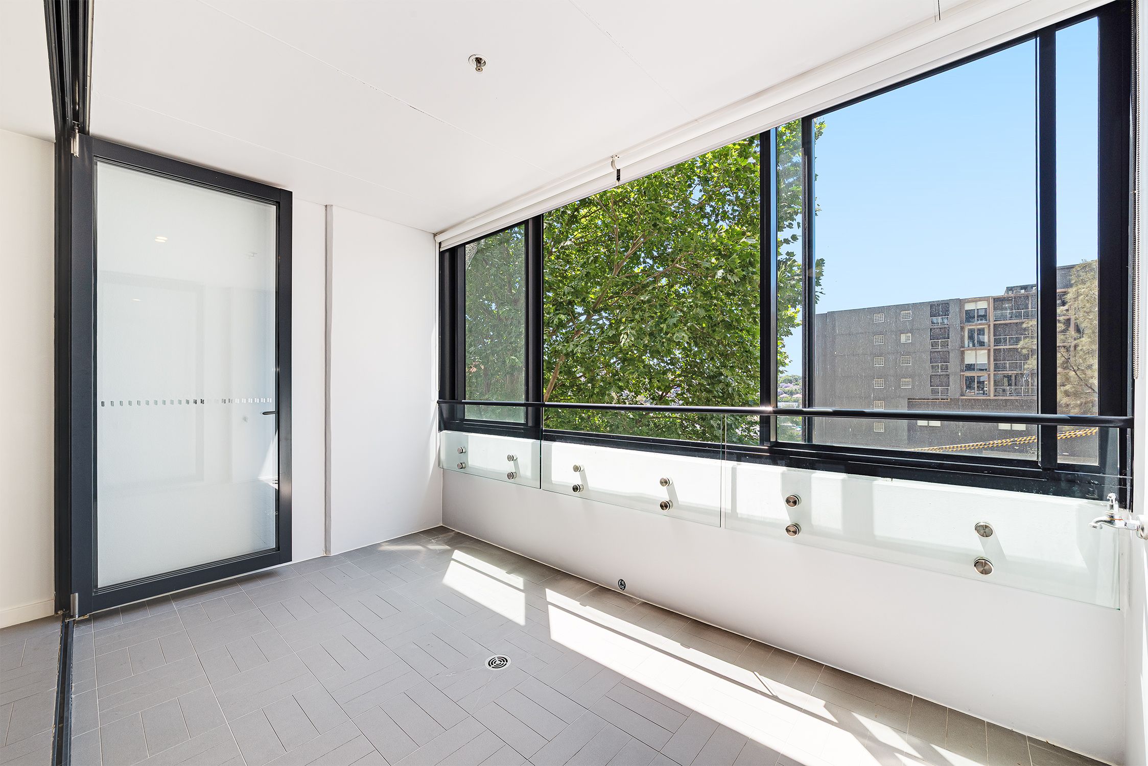 204/138 Walker Street — photo 4 of 5