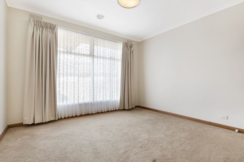 5 Goderic Street, Wendouree, VIC 3355