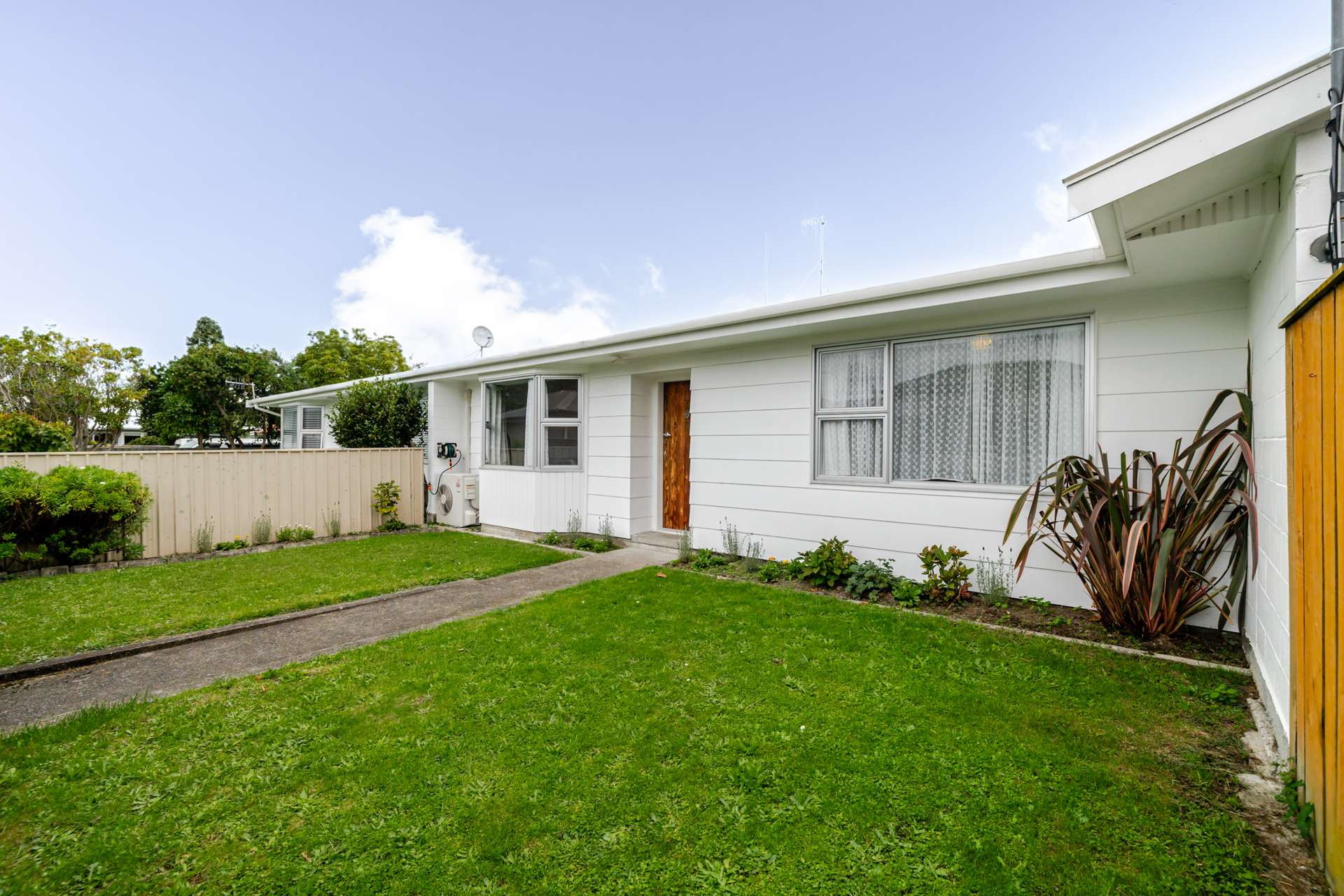 2/175 Park Road photo 0