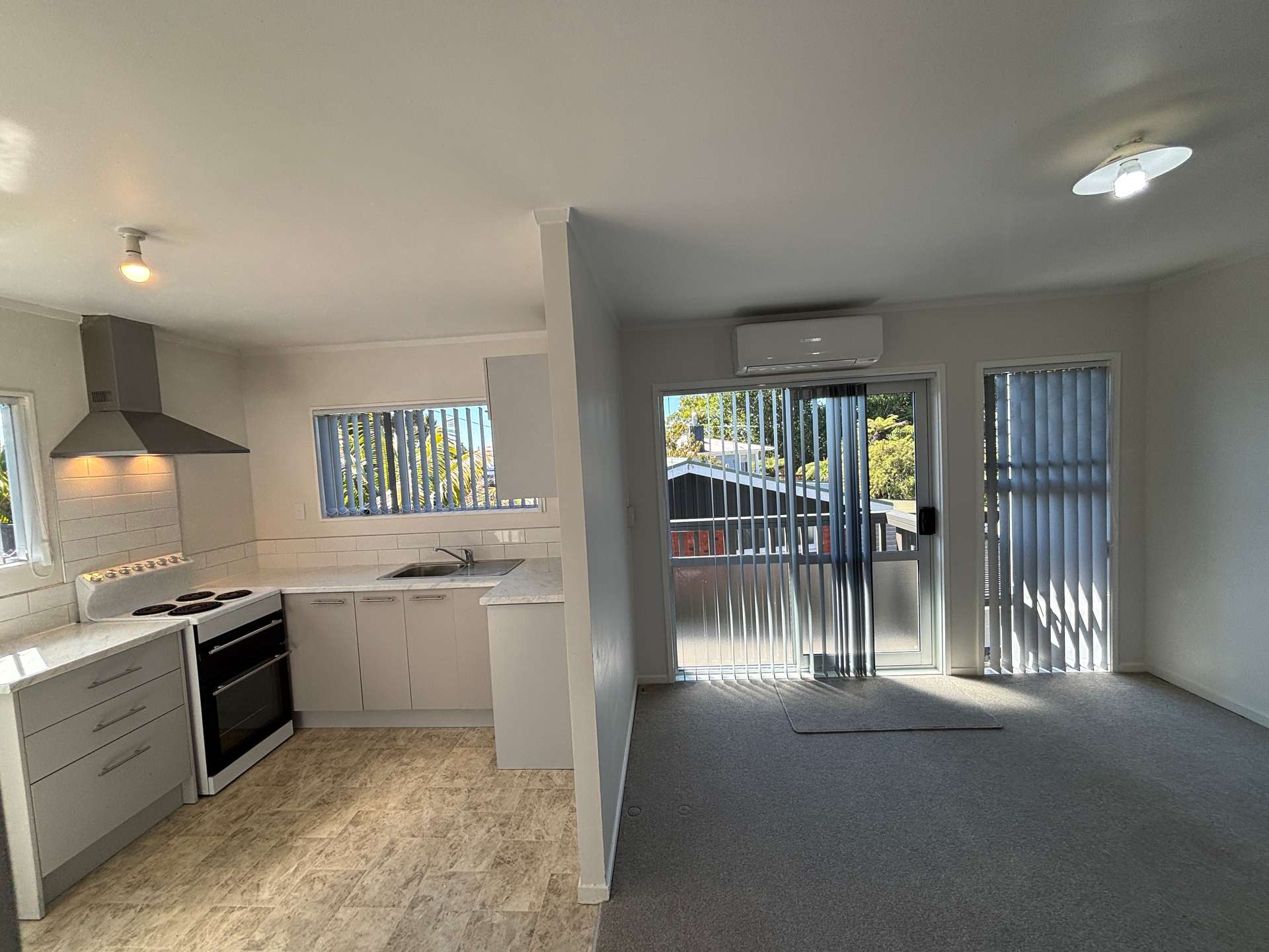 43A Cron Avenue photo 3