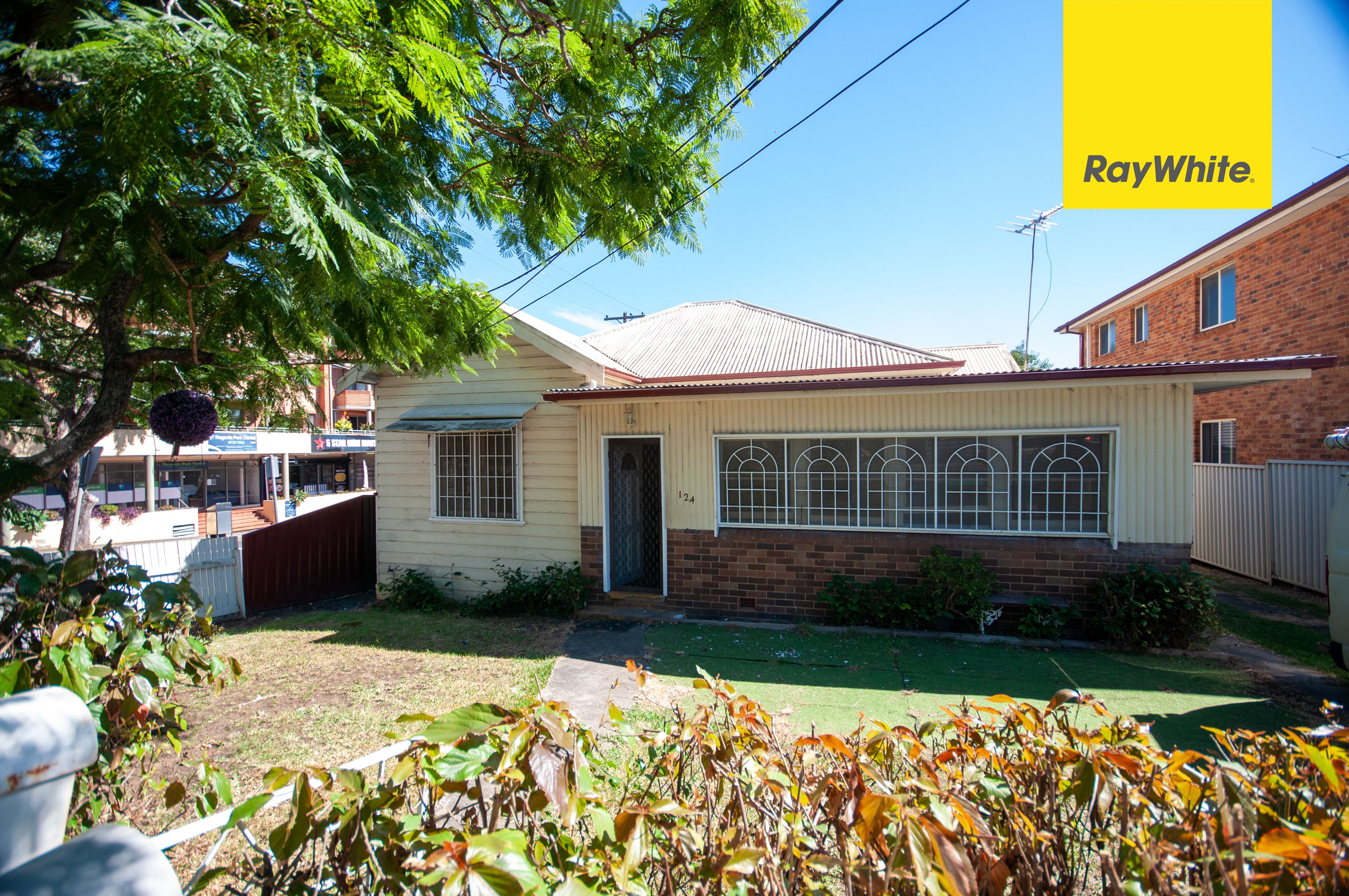 124 Kingsland Road, Regents Park, NSW 2143