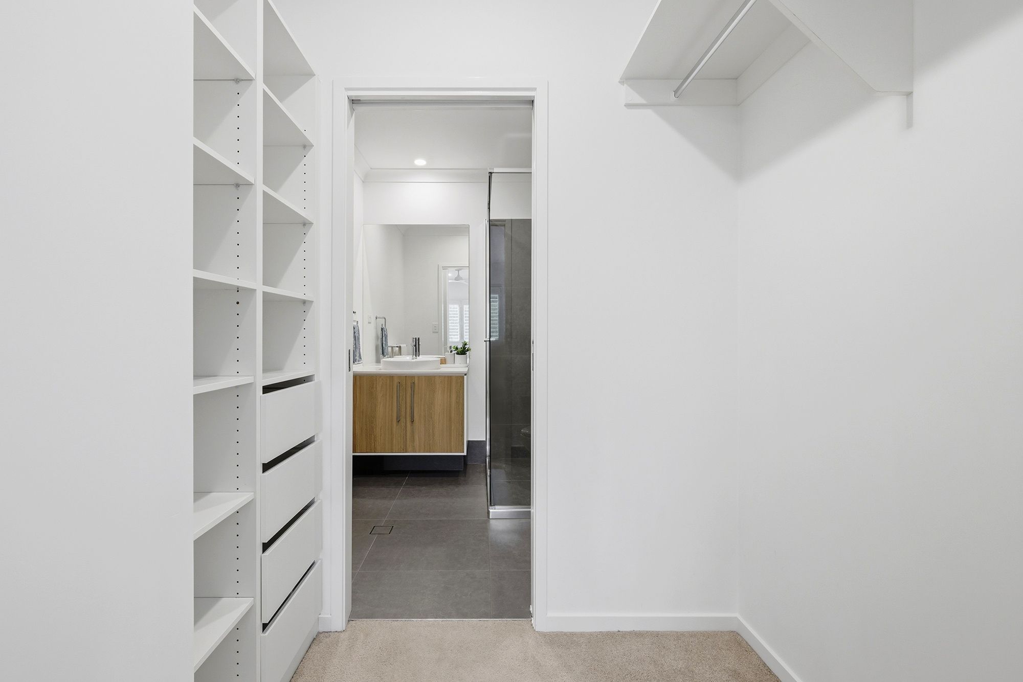 31/28 Bonogin Road — photo 16 of 27
