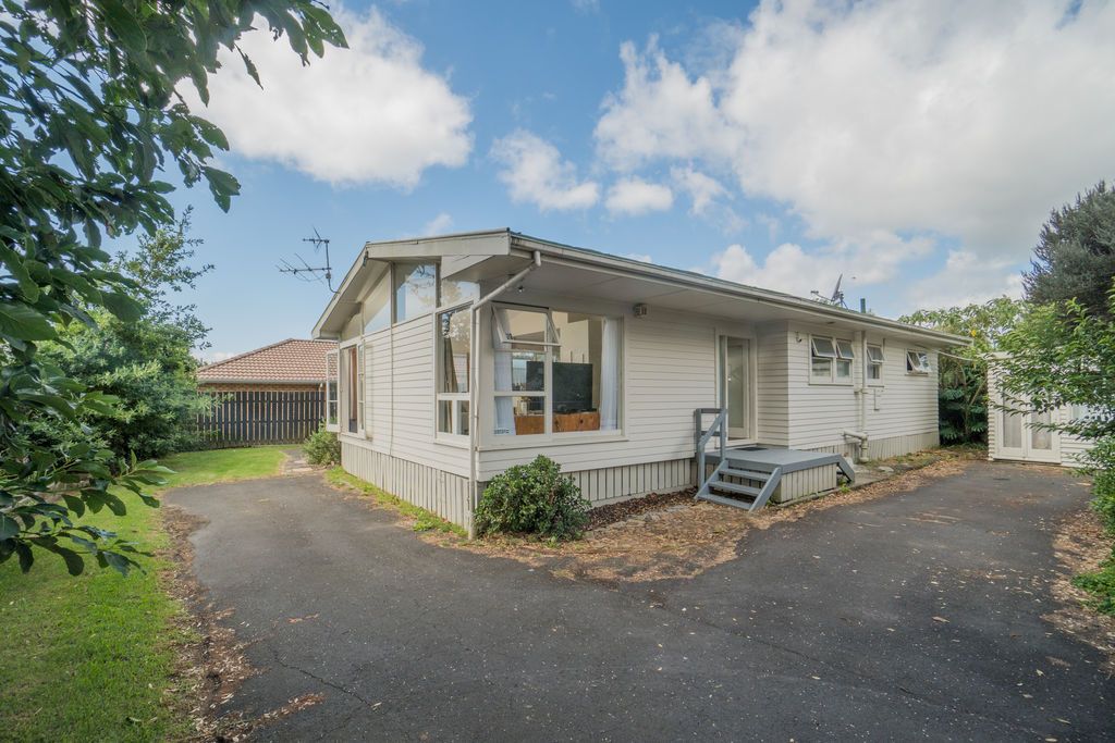 2/32 Blanes Road, Weymouth, Manukau City
