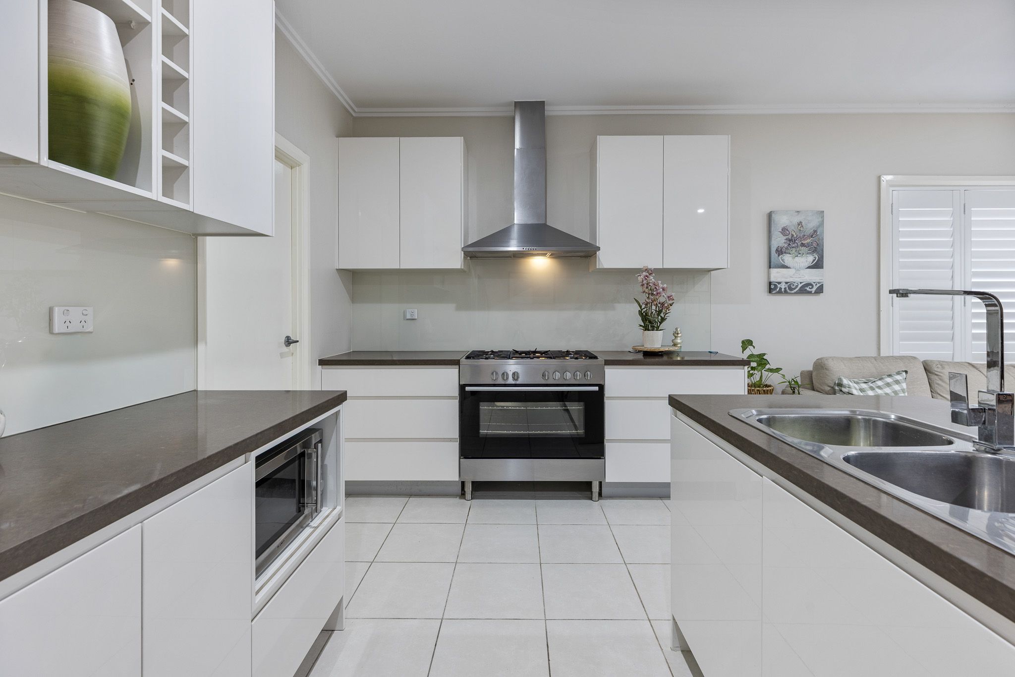 17 Loch Avenue, Glenmore Park, NSW