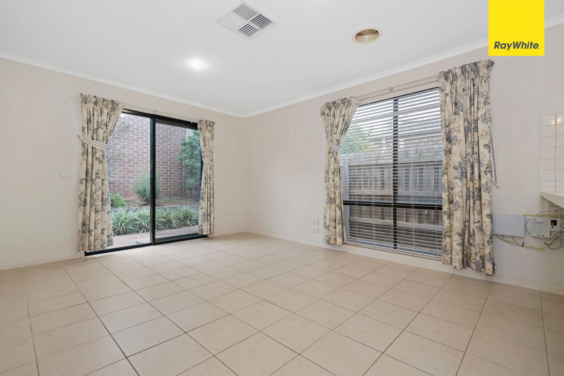 20 Shandeau Boardwalk, Melton West, VIC 3337