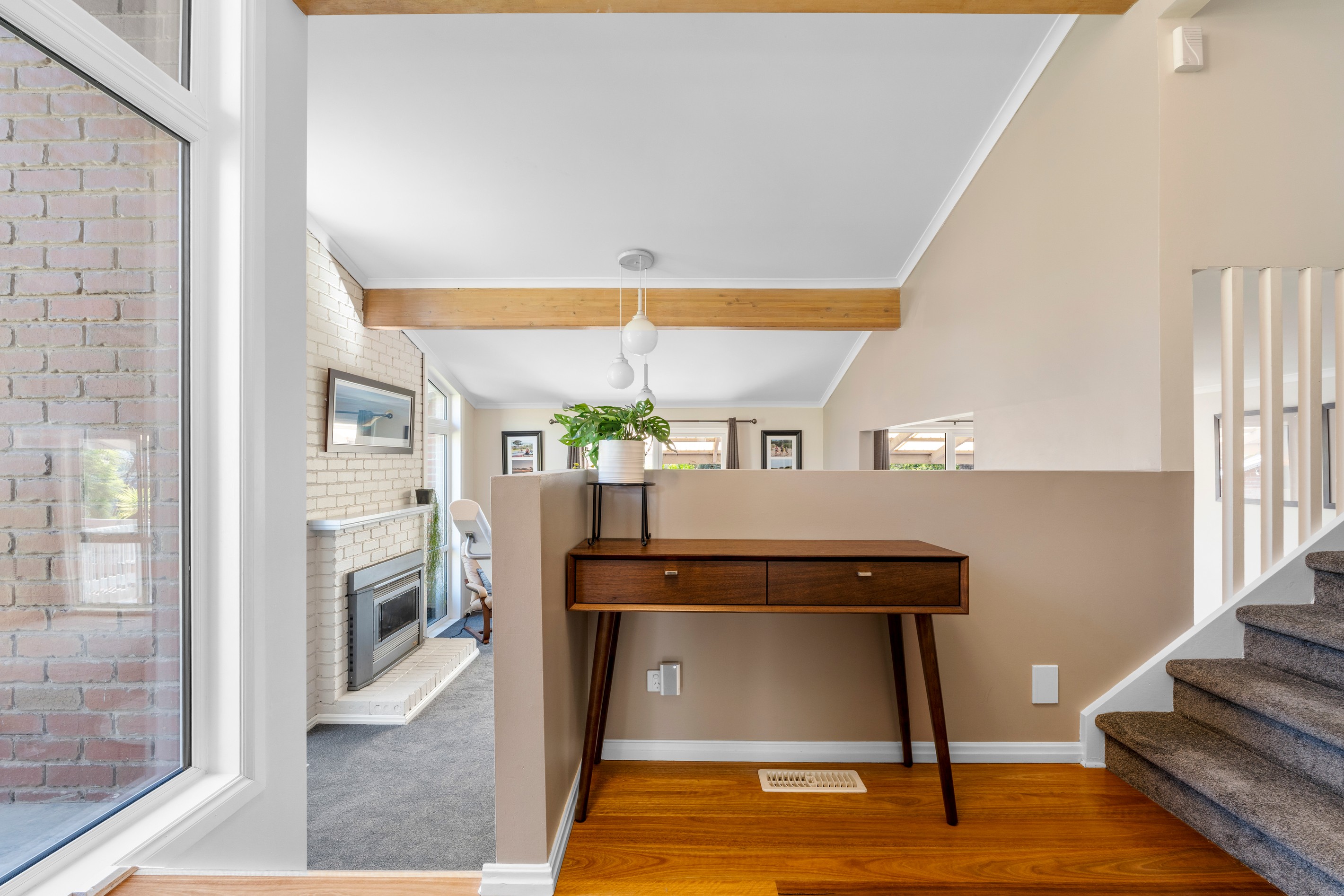 4 Balmoral Circuit, Eltham, VIC 3095